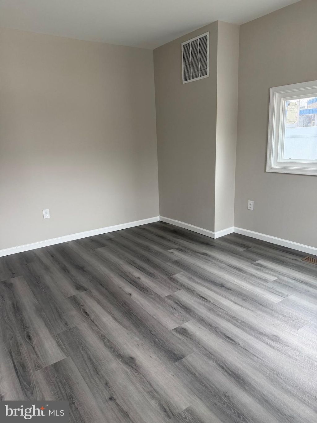 Photo of 224 East Main St, WAYNESBORO, PA 17268 (MLS # PAFL2033058)