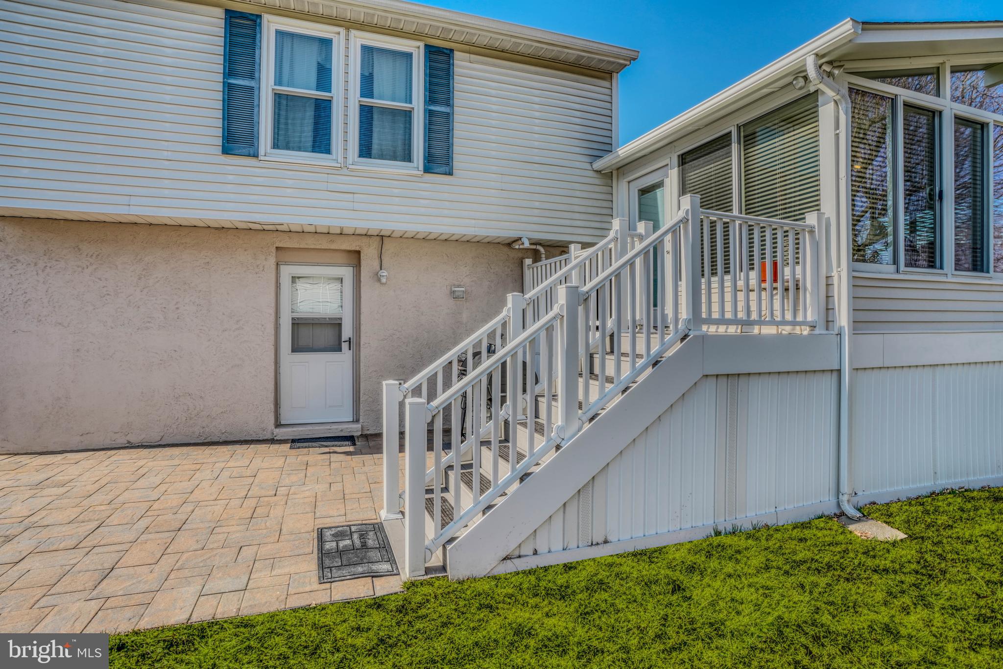 PERRY HALL - Residential