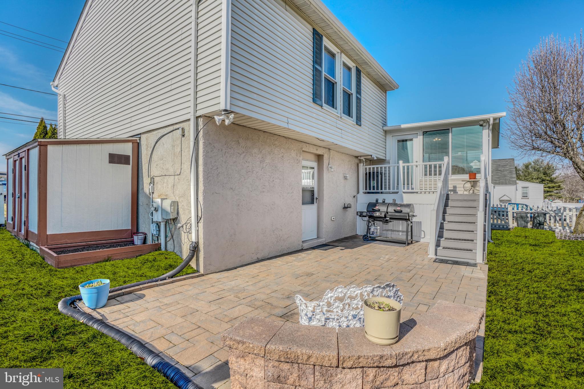 PERRY HALL - Residential