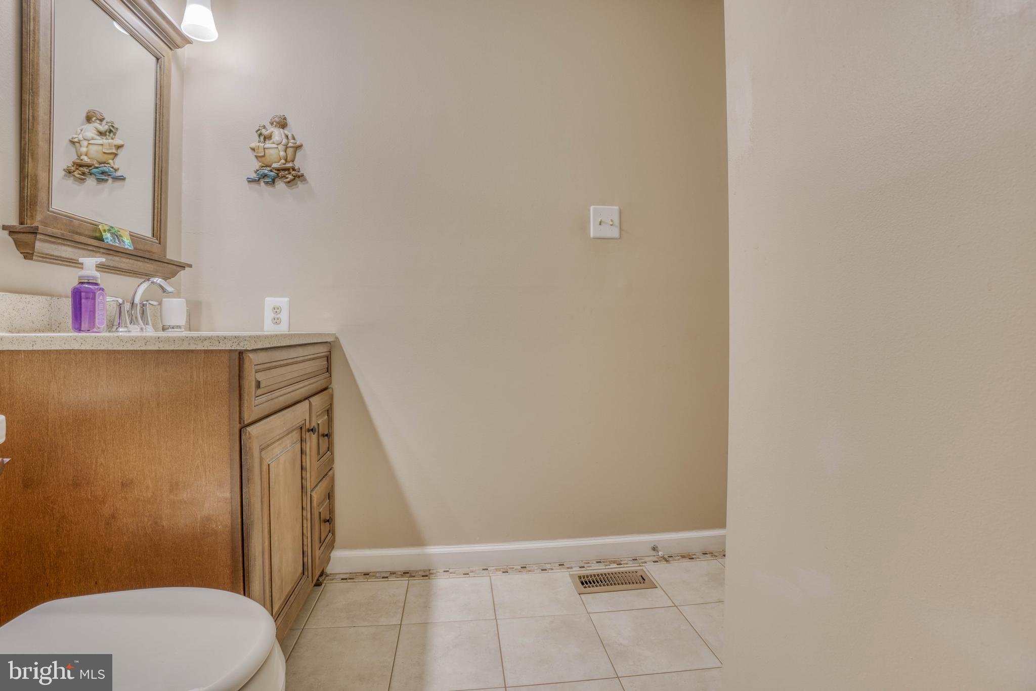 PERRY HALL - Residential