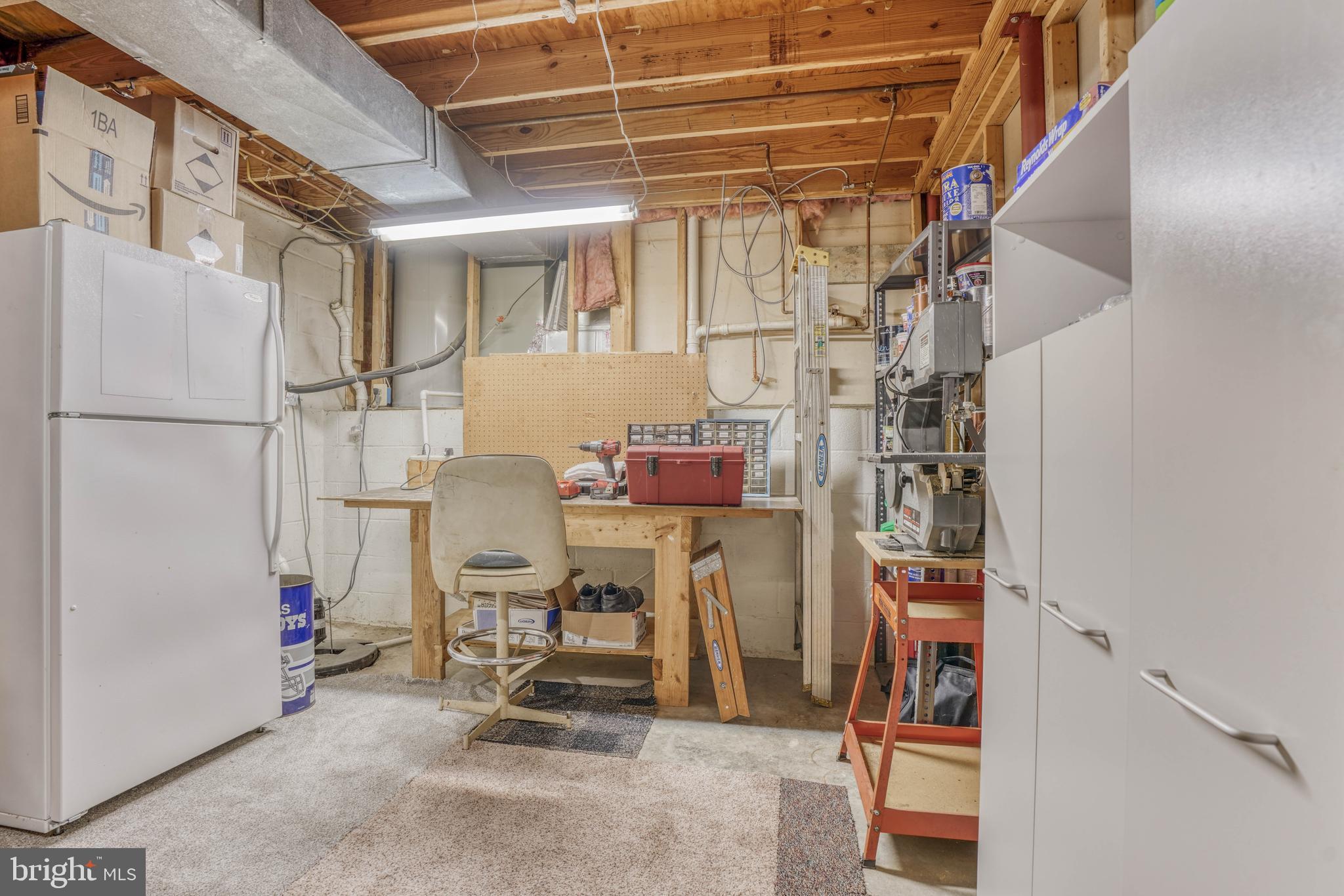 PERRY HALL - Residential