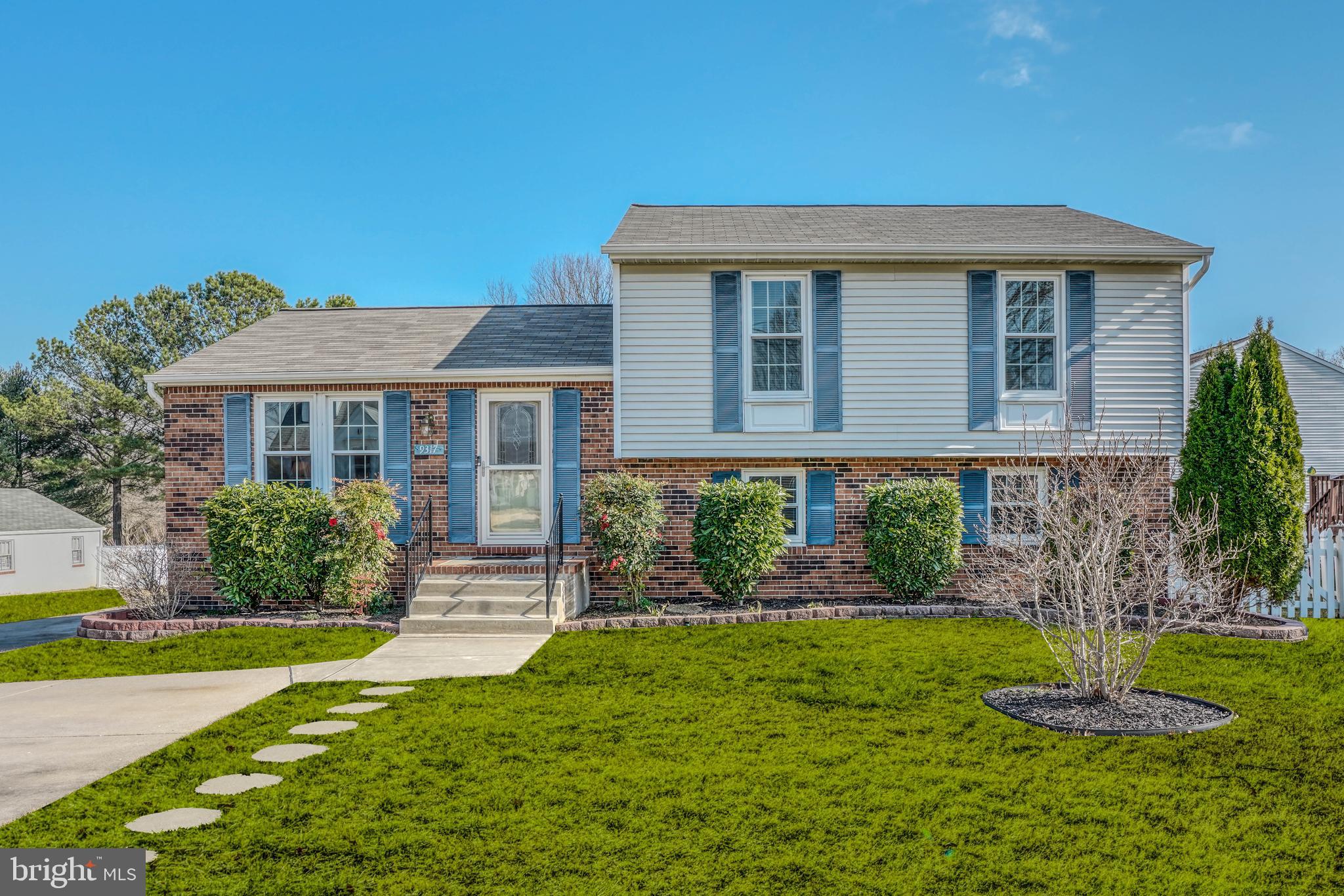 PERRY HALL - Residential