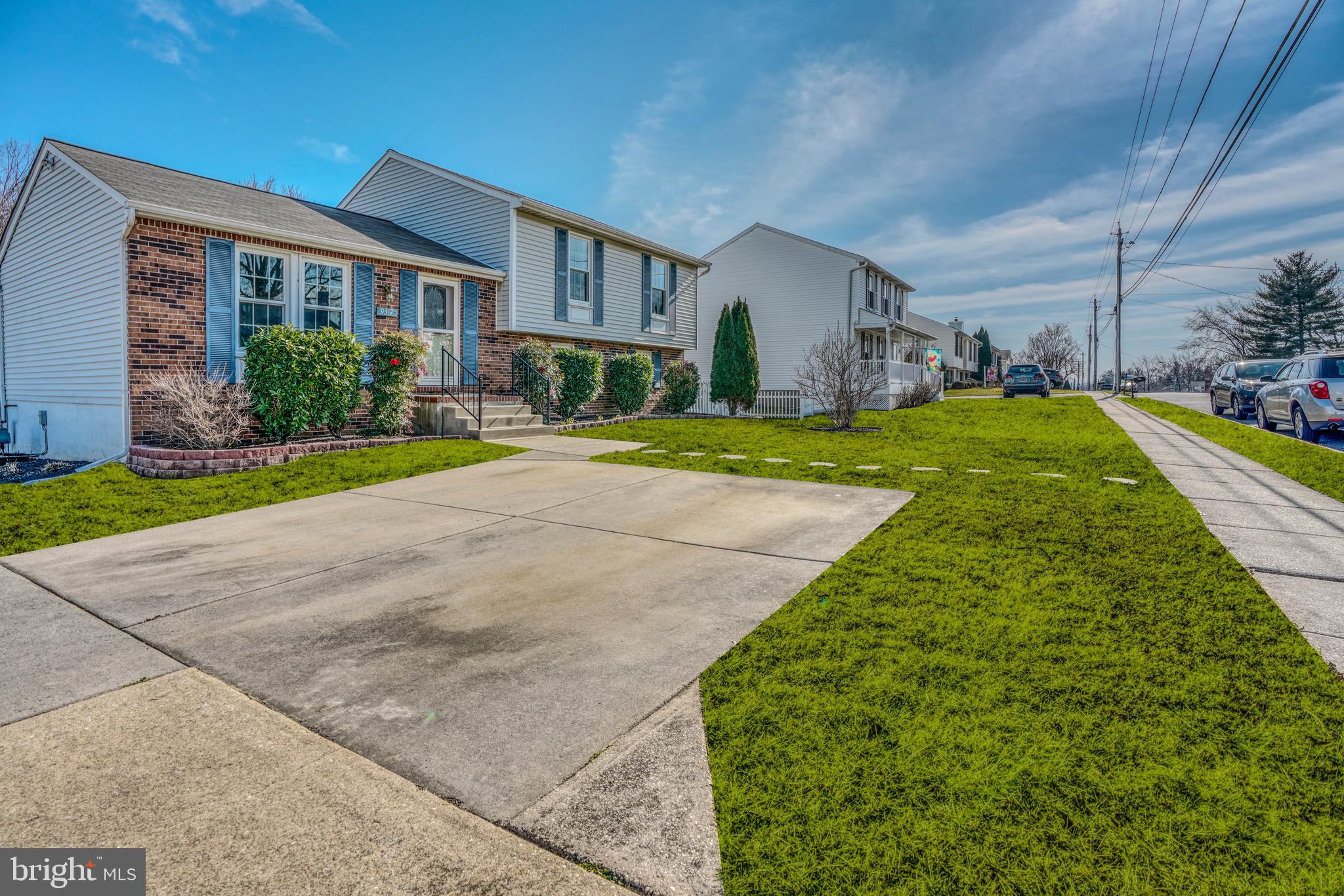 PERRY HALL - Residential