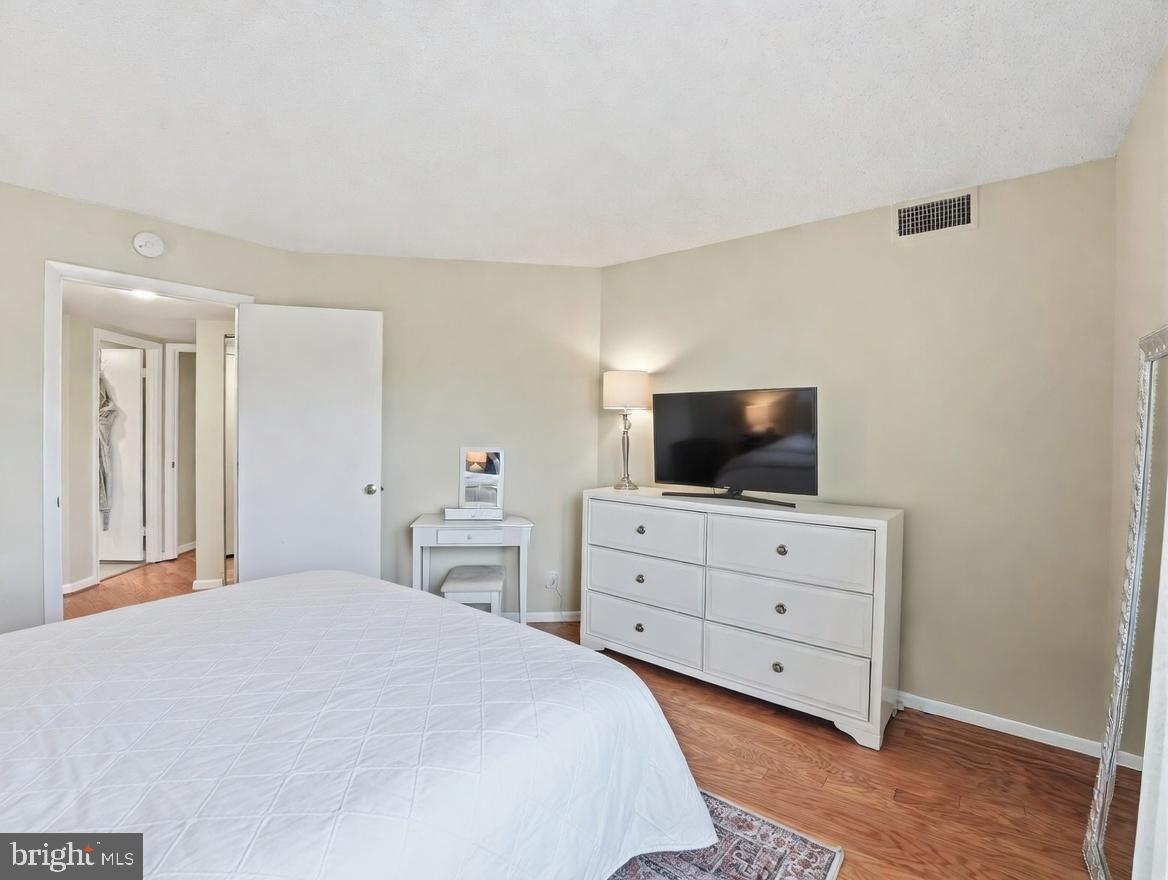 ASTORIA CONDOMINIUM - Residential