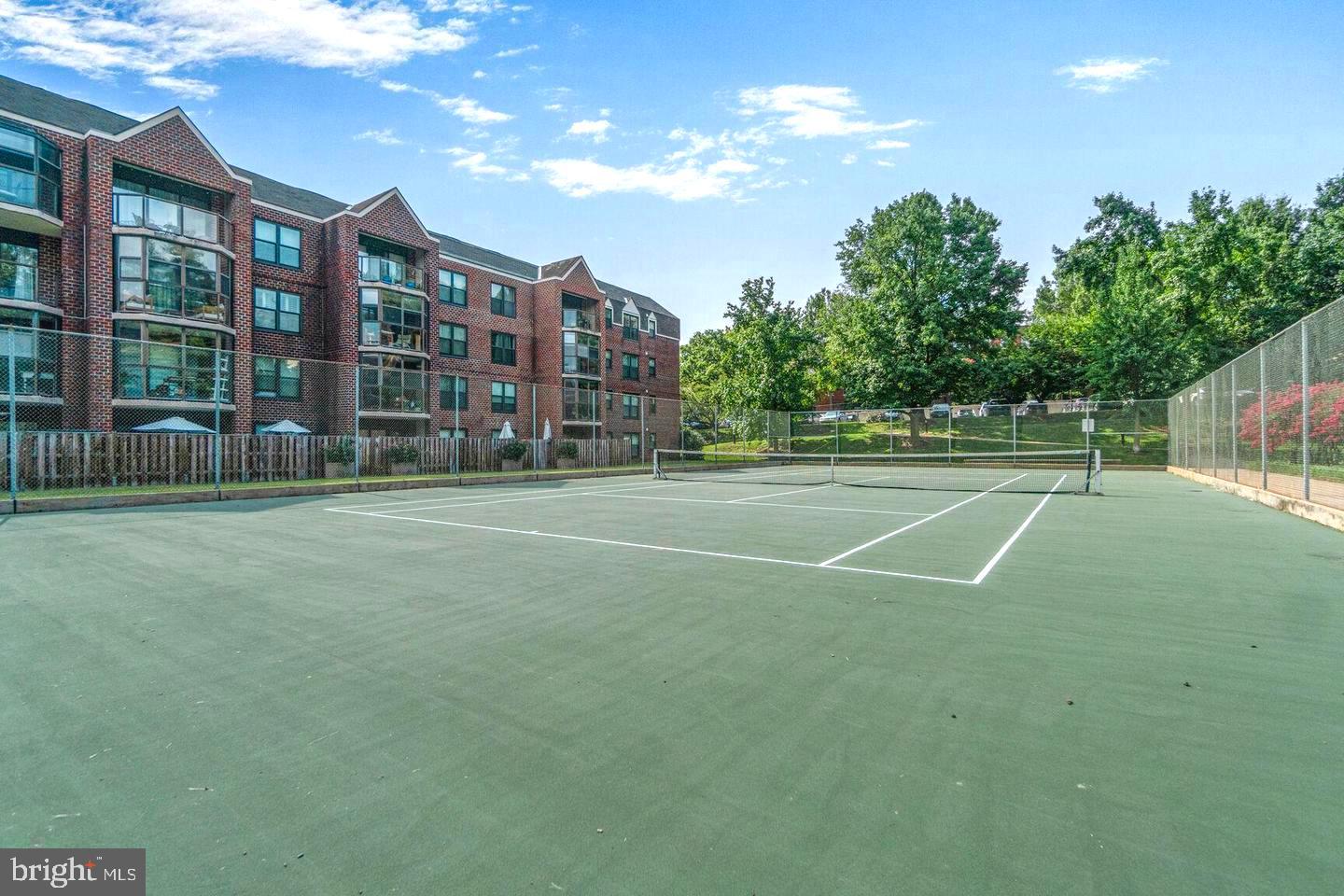 ASTORIA CONDOMINIUM - Residential