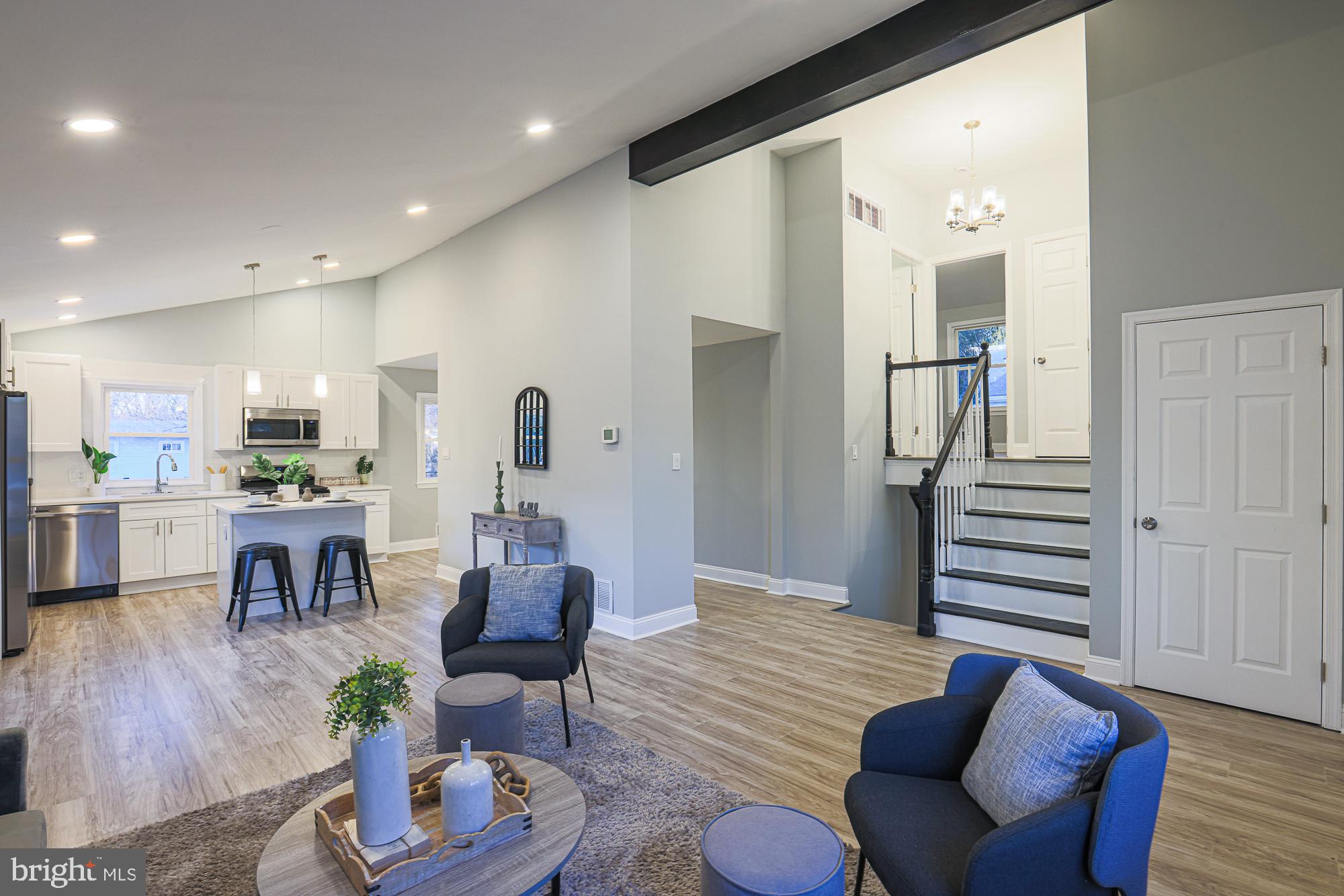 BUCKINGHAM ESTATES - Residential