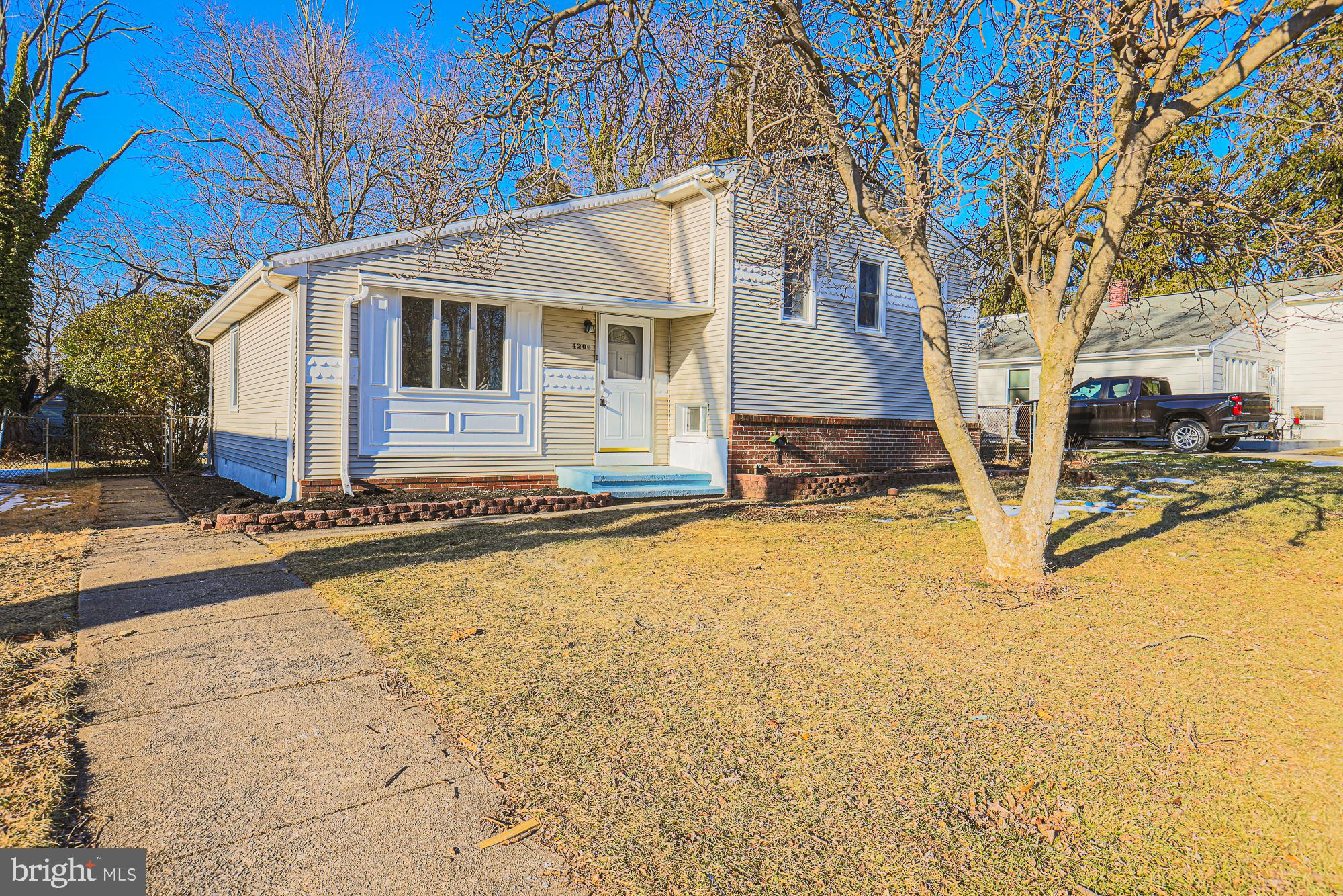 BUCKINGHAM ESTATES - Residential