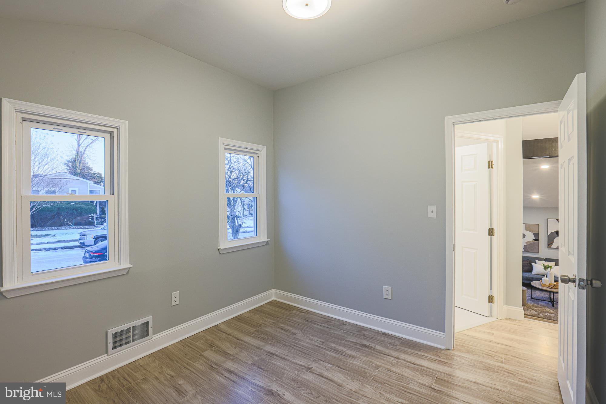 BUCKINGHAM ESTATES - Residential