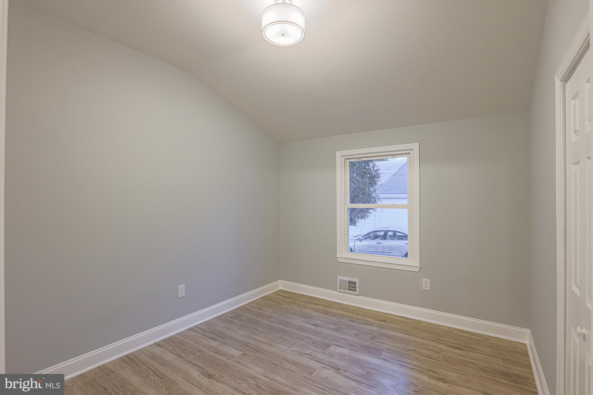 BUCKINGHAM ESTATES - Residential