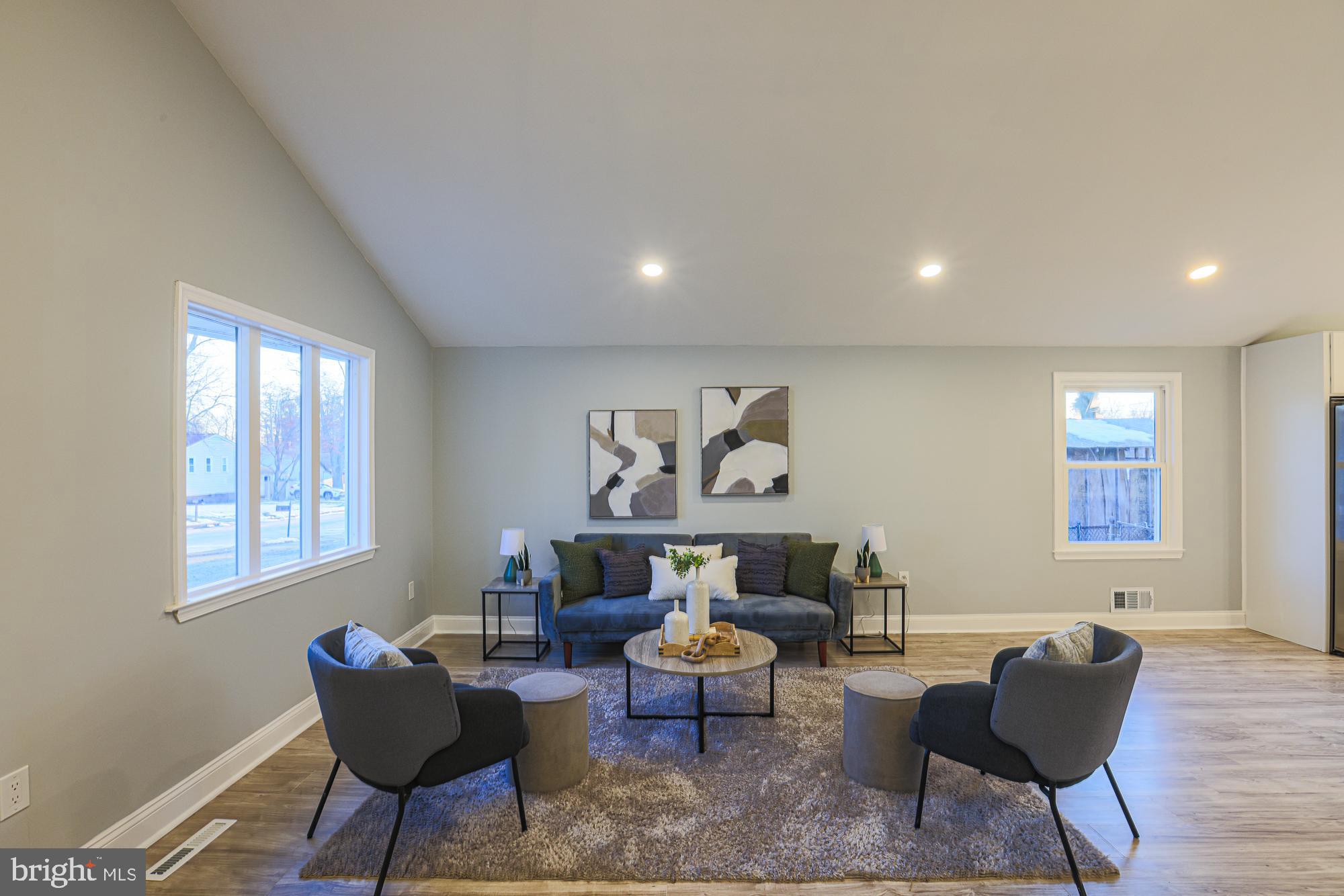 BUCKINGHAM ESTATES - Residential