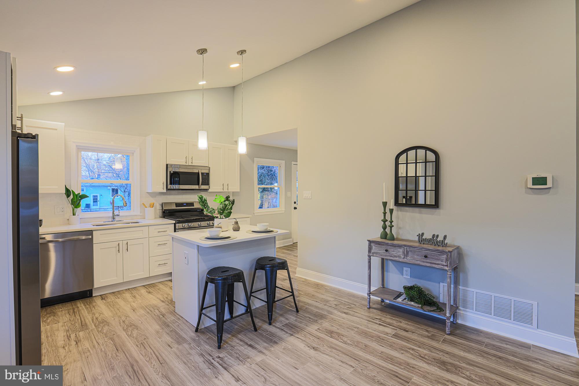 BUCKINGHAM ESTATES - Residential