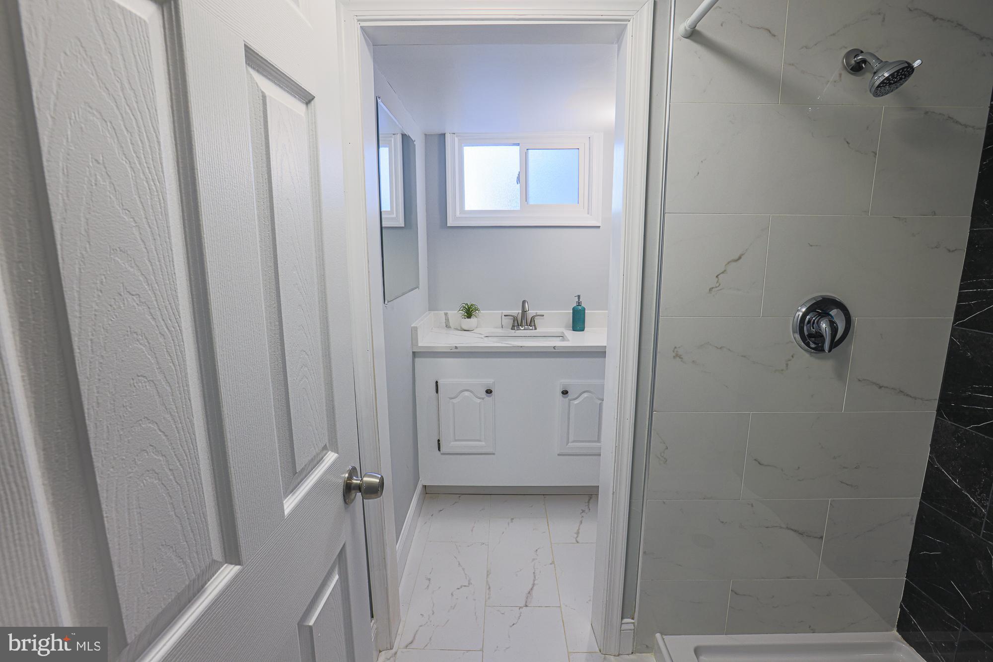 BUCKINGHAM ESTATES - Residential