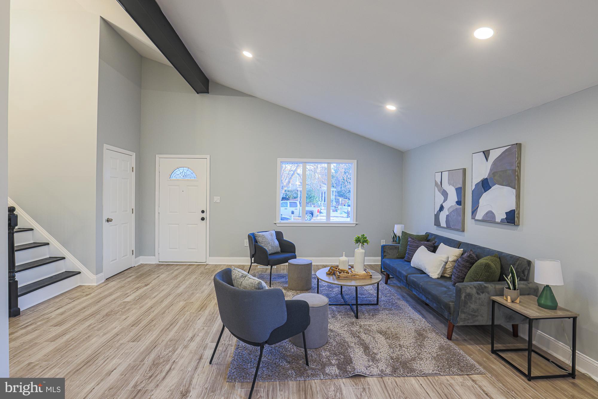 BUCKINGHAM ESTATES - Residential