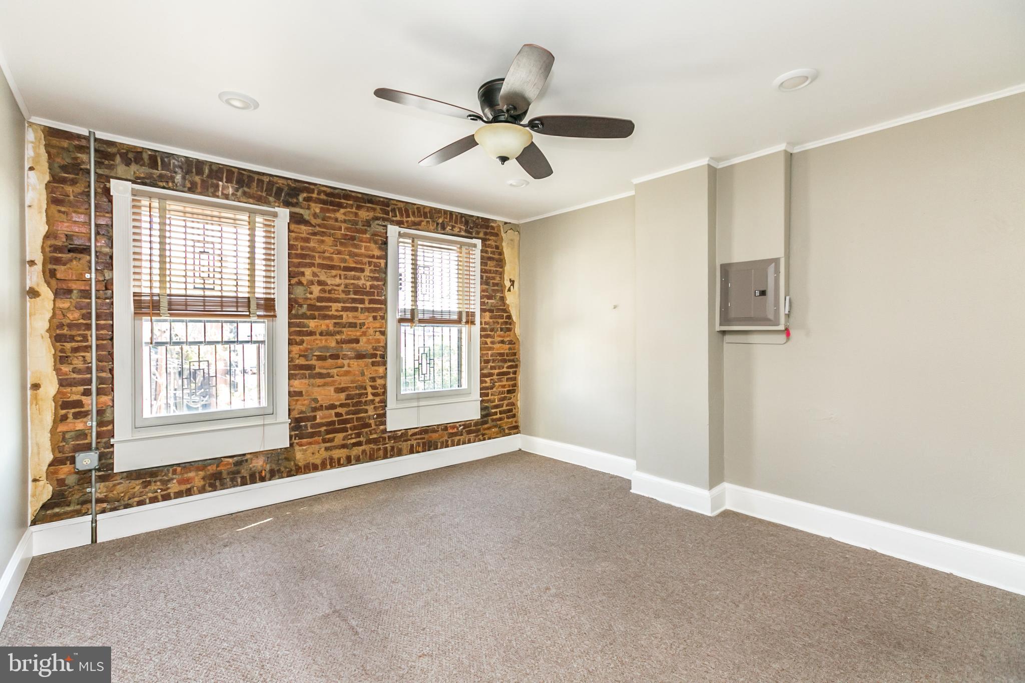 CHARLES VILLAGE - Residential