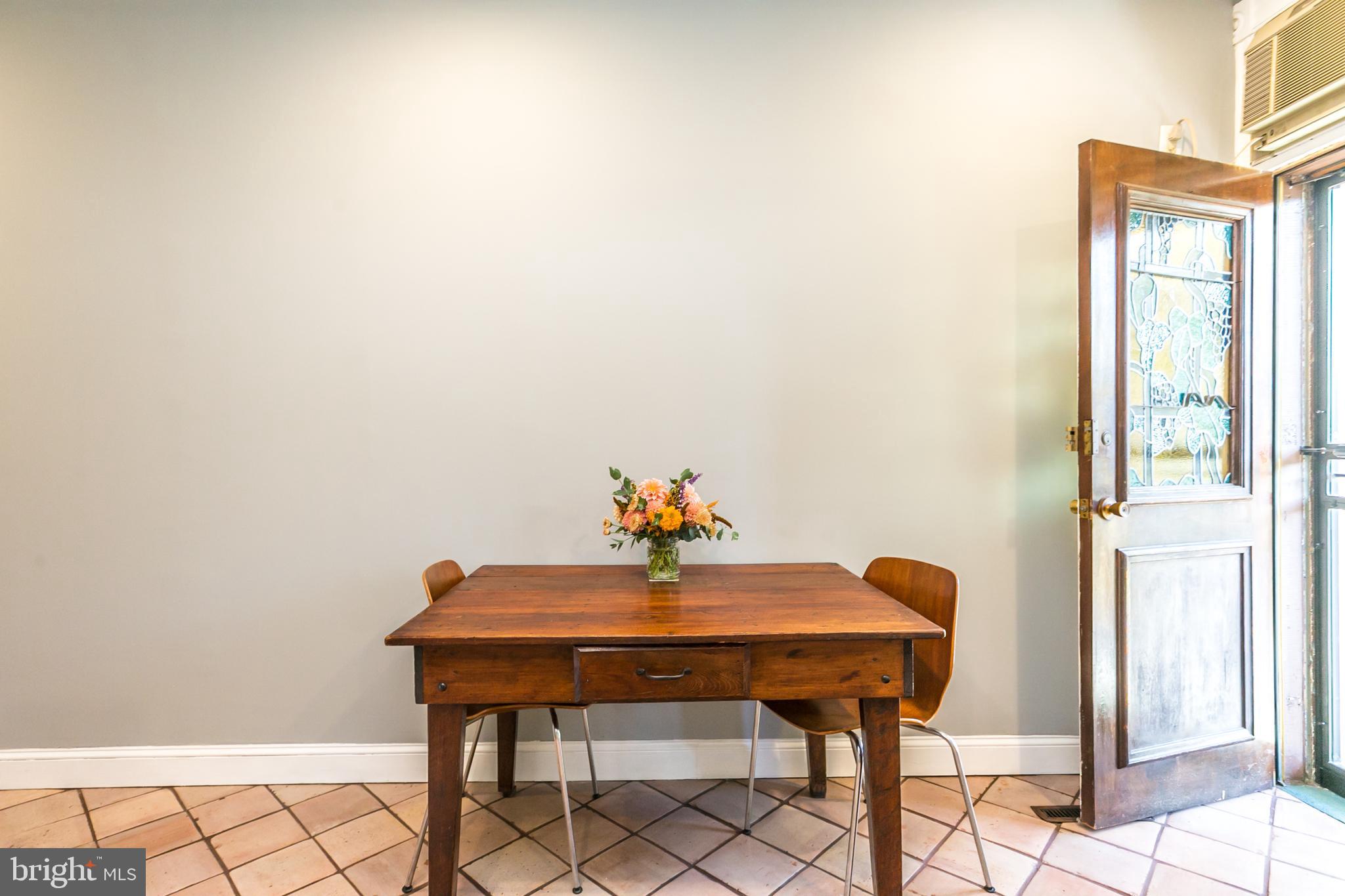 CHARLES VILLAGE - Residential