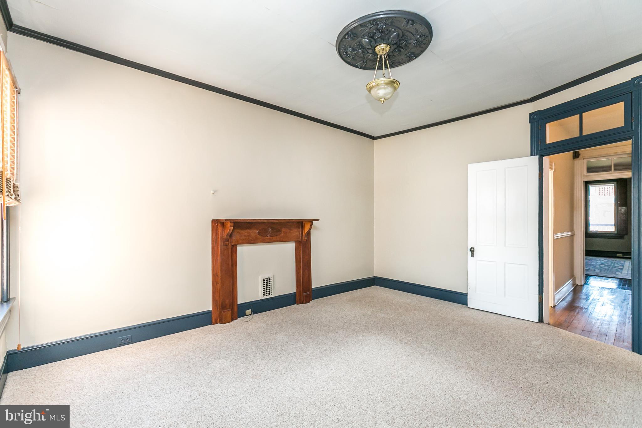 CHARLES VILLAGE - Residential