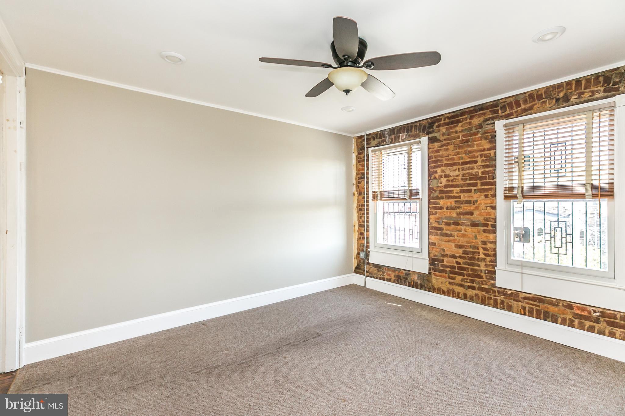 CHARLES VILLAGE - Residential