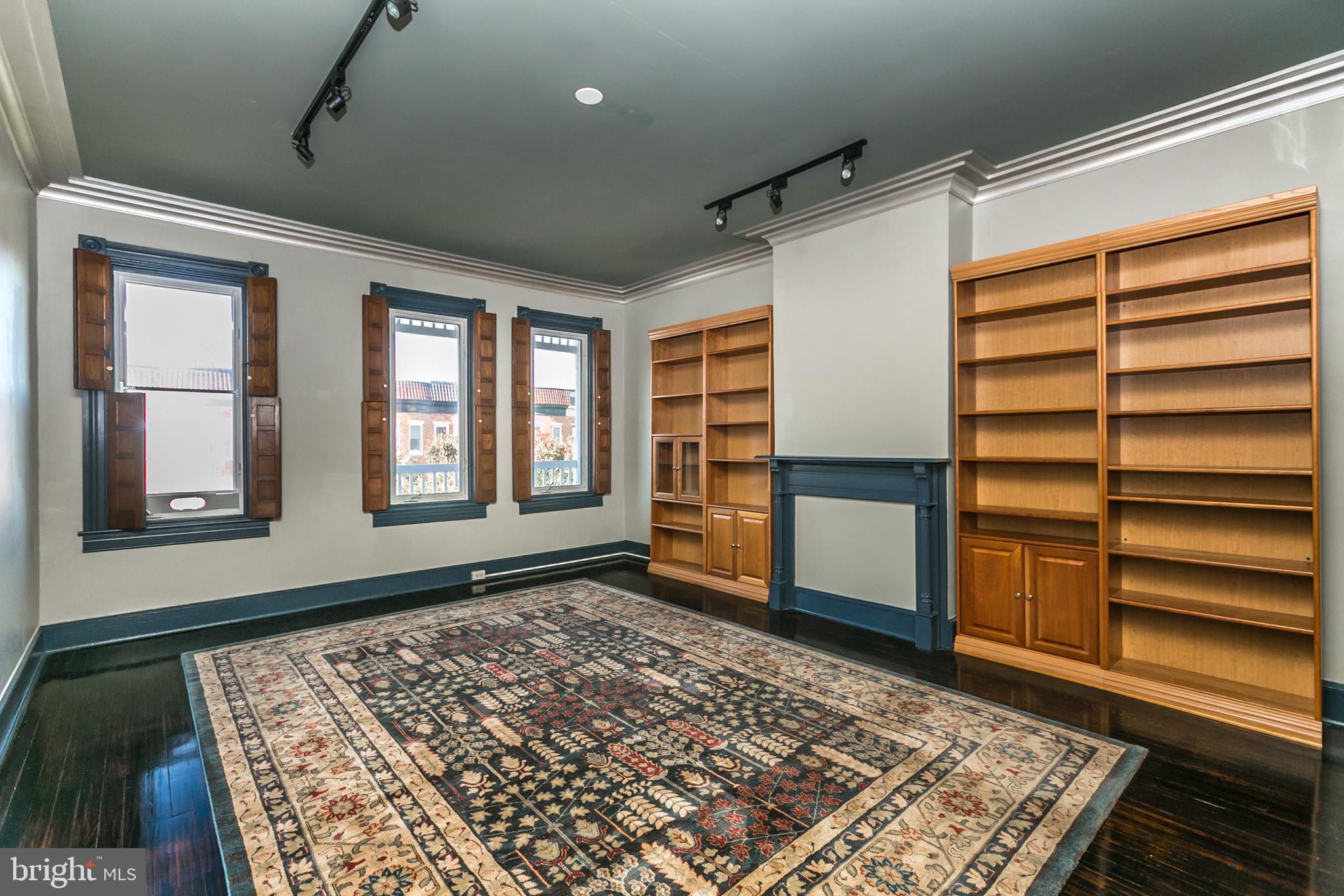 CHARLES VILLAGE - Residential