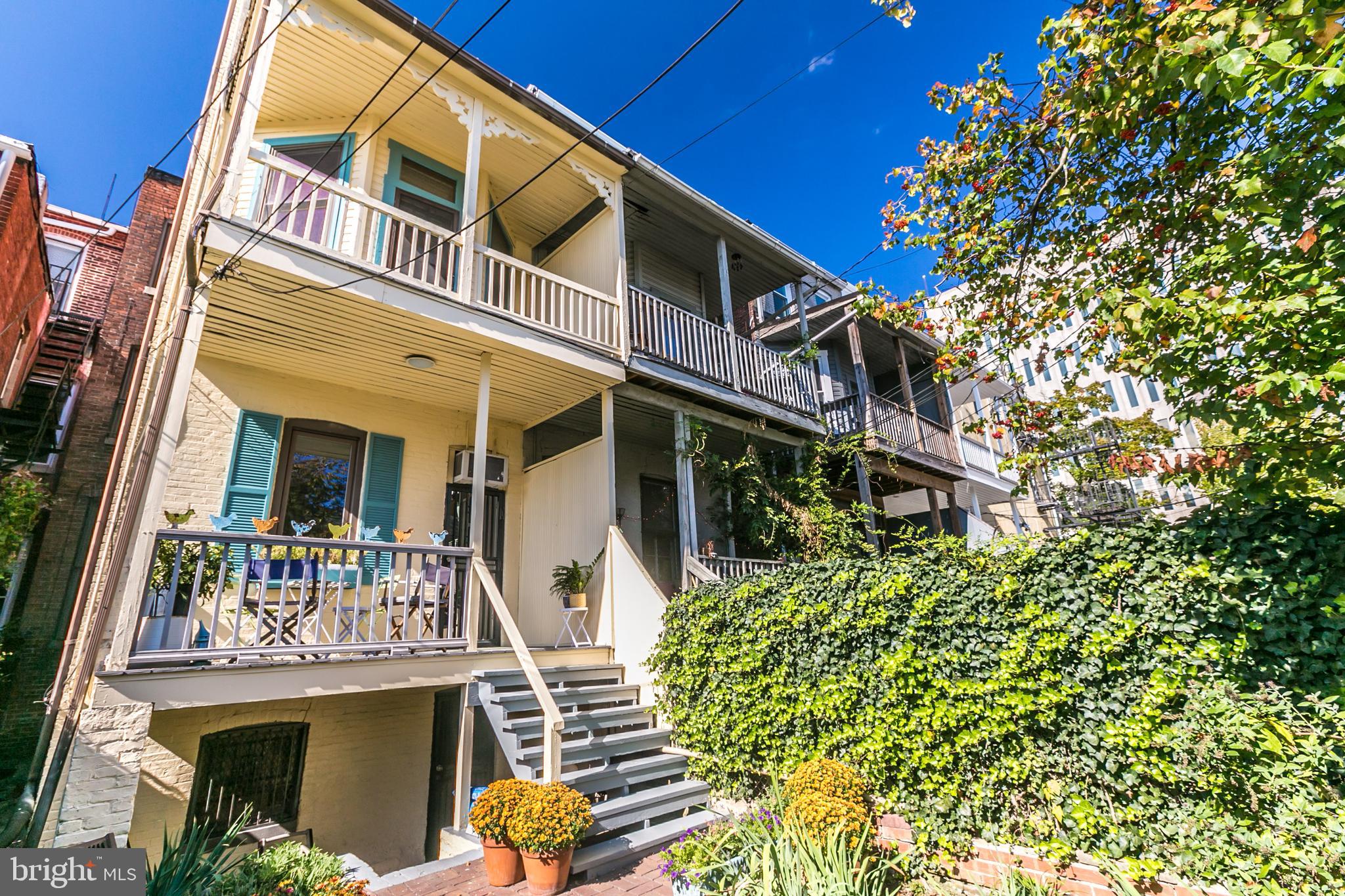 CHARLES VILLAGE - Residential