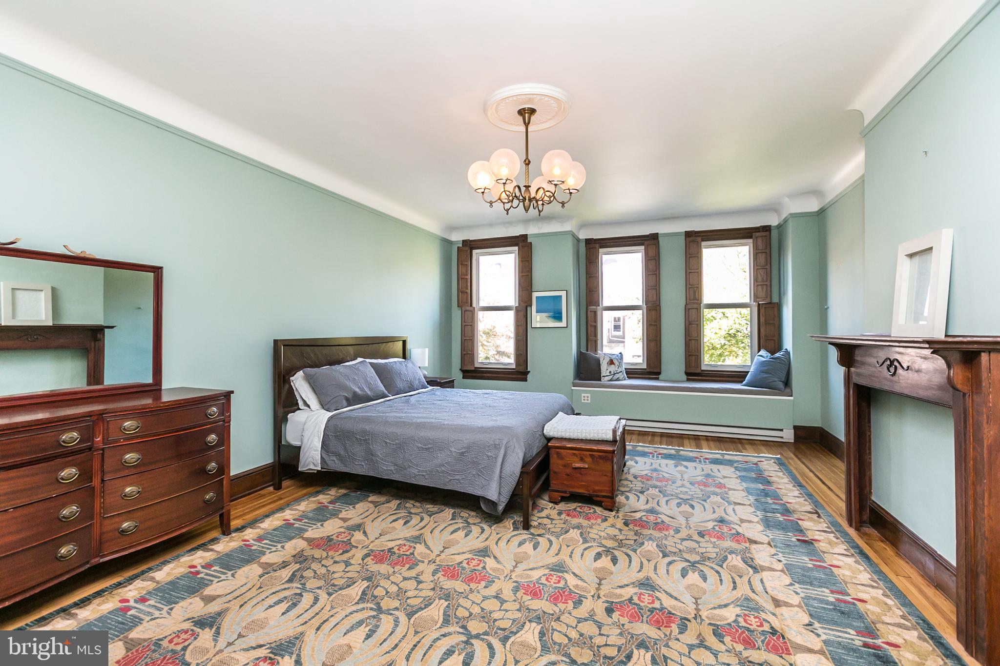 CHARLES VILLAGE - Residential