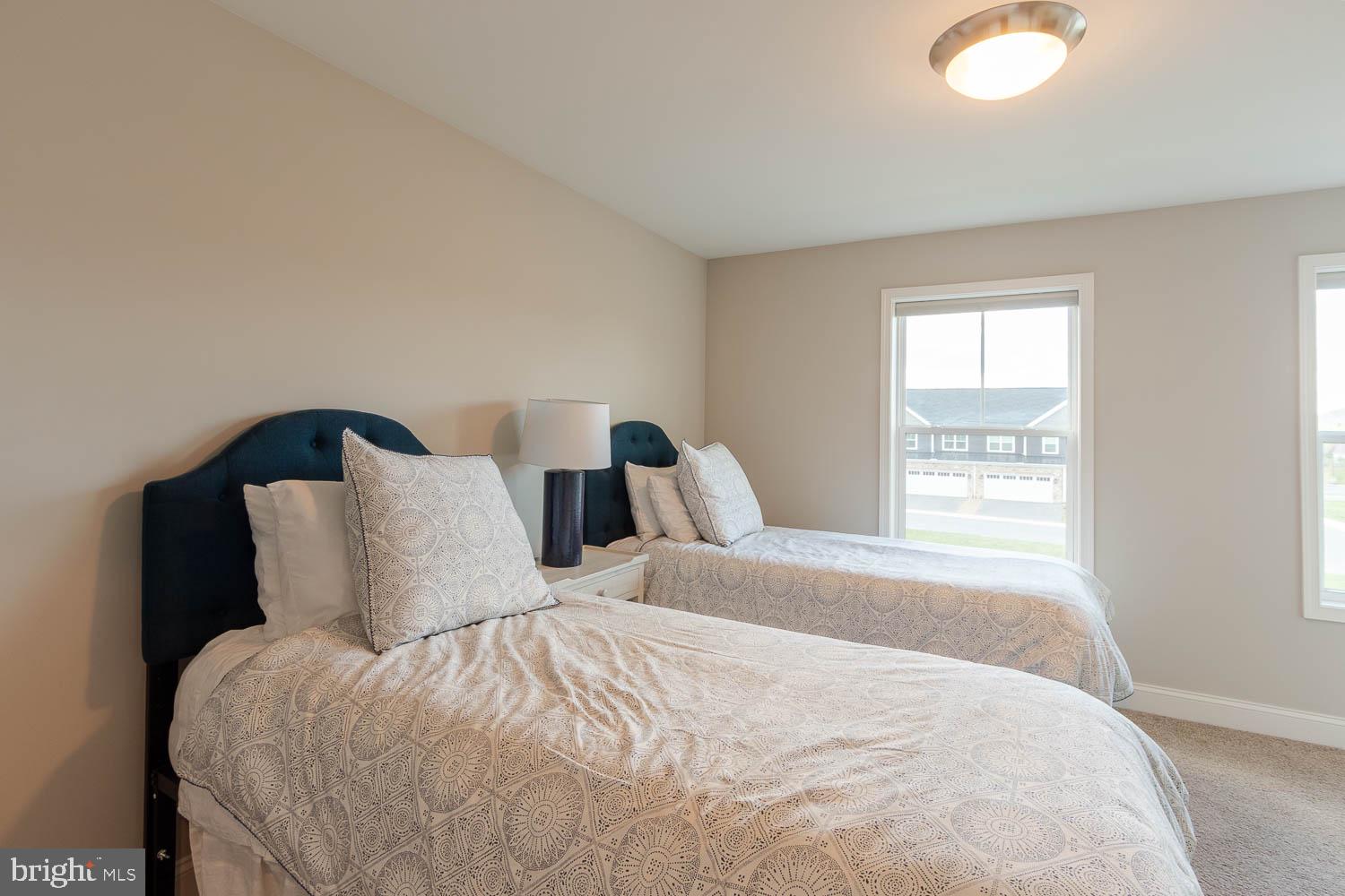 KINGSTON VILLAGE - Residential