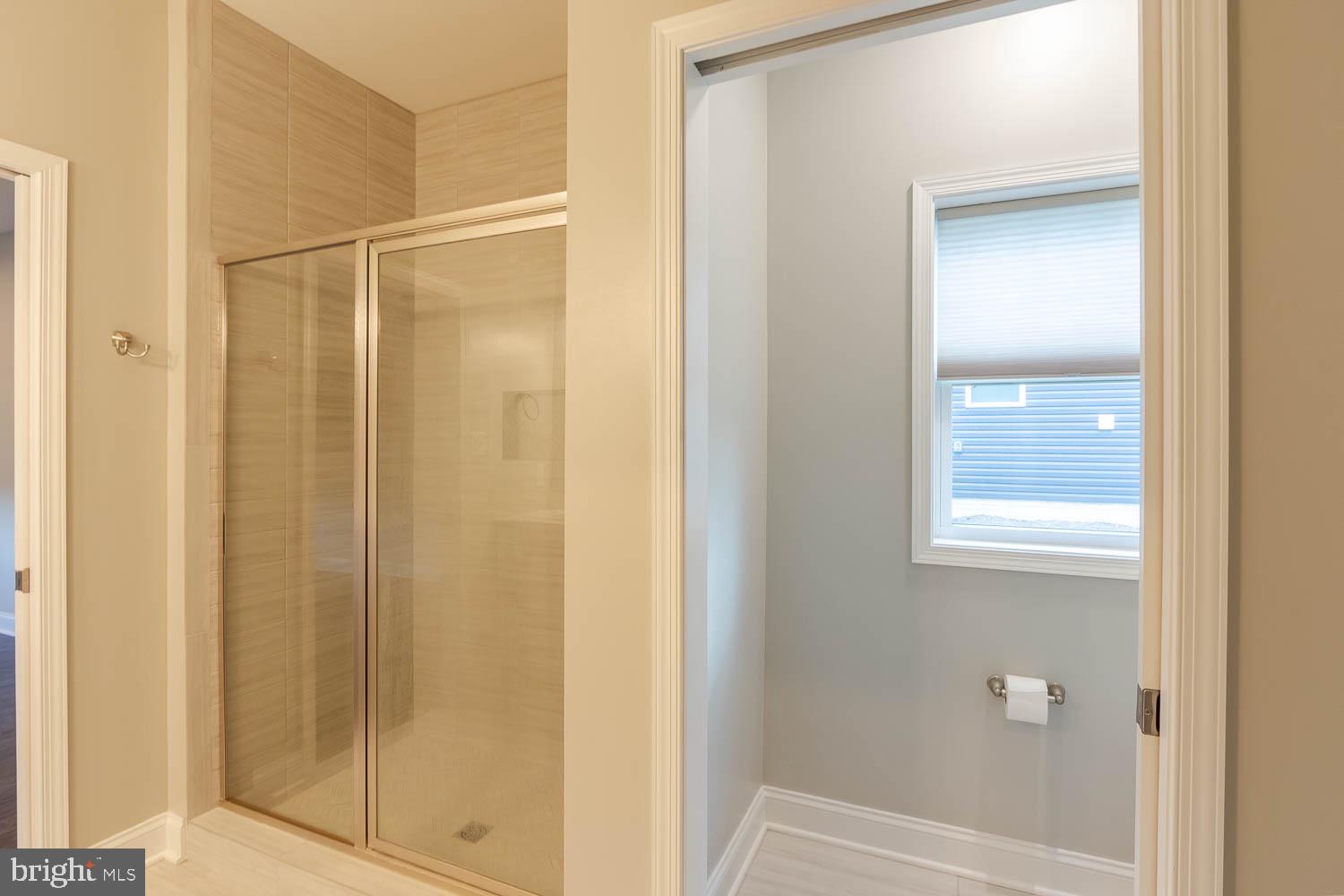 KINGSTON VILLAGE - Residential