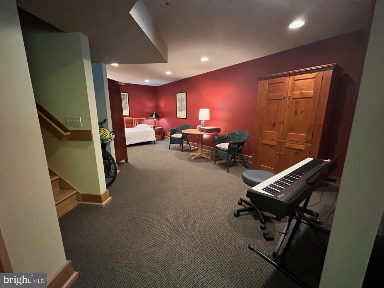 DEEP CREEK LAKE - Residential