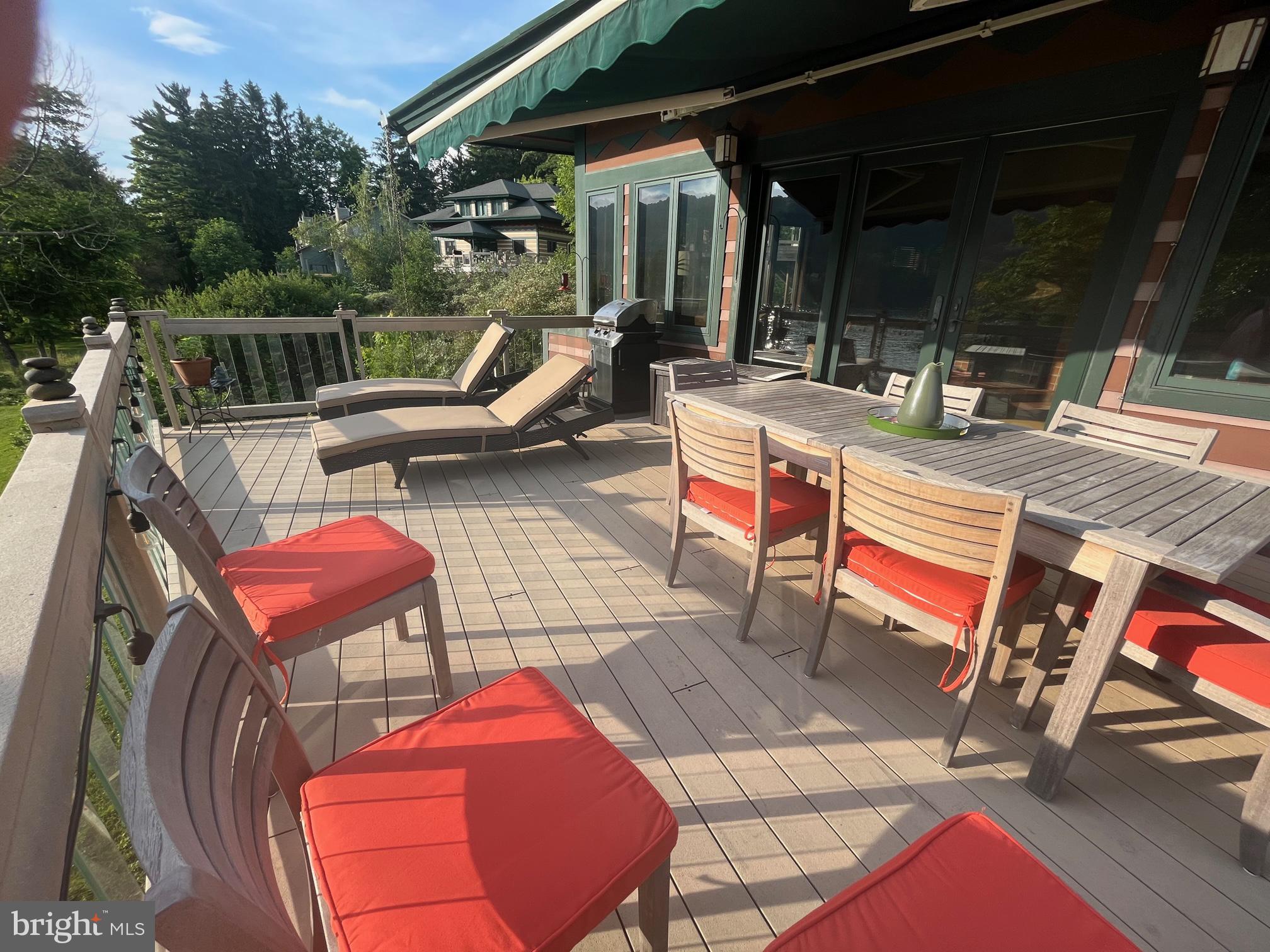 DEEP CREEK LAKE - Residential