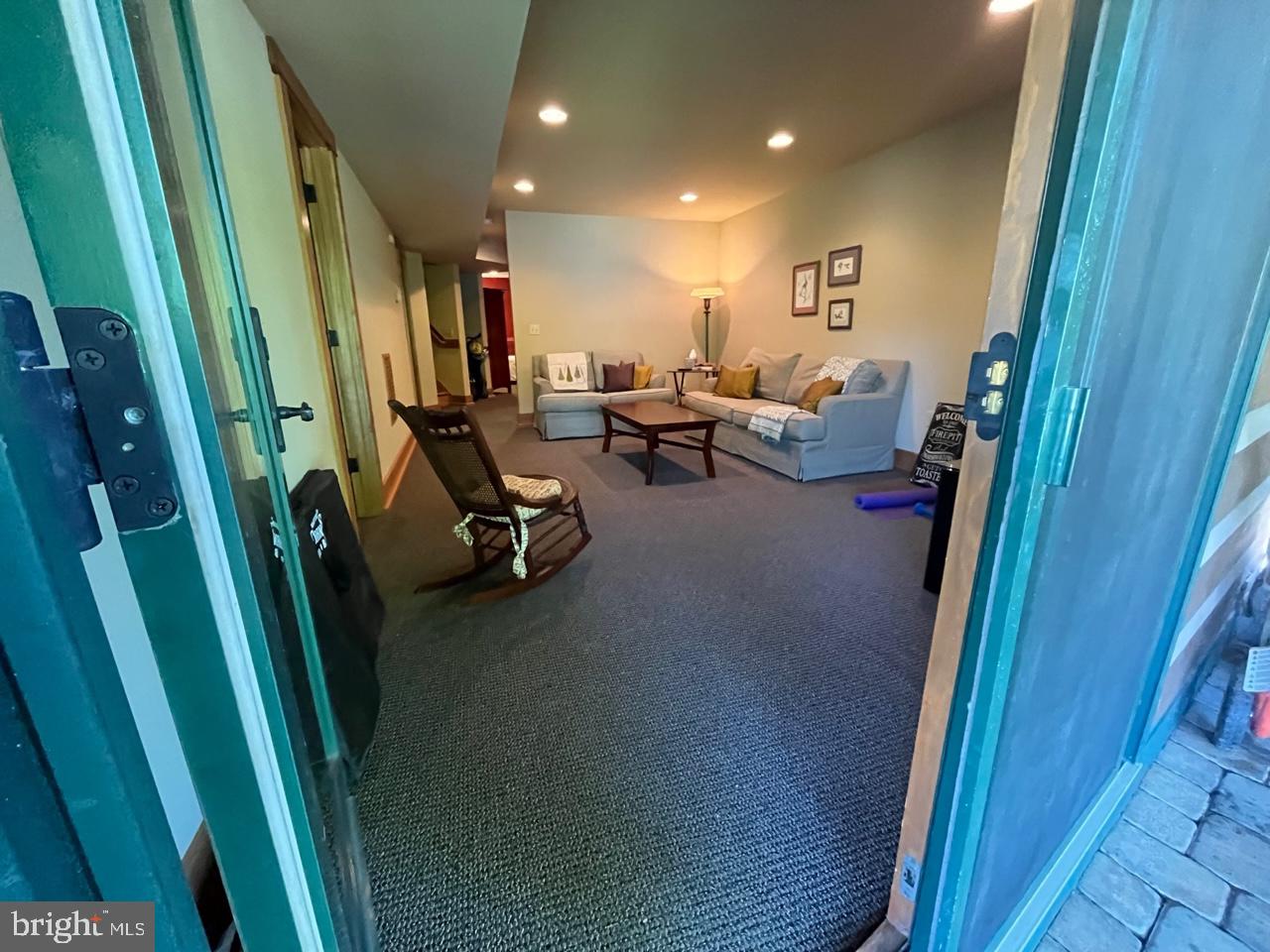 DEEP CREEK LAKE - Residential