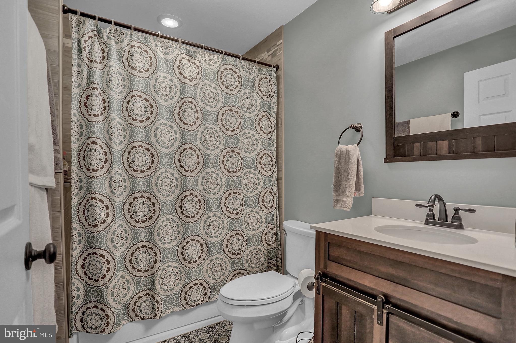 MYERS MANOR - Residential