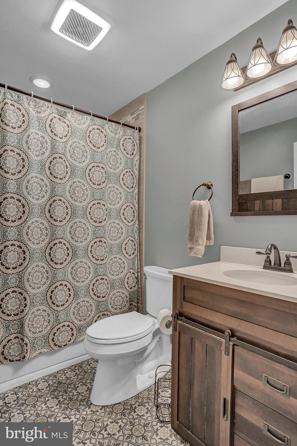 MYERS MANOR - Residential