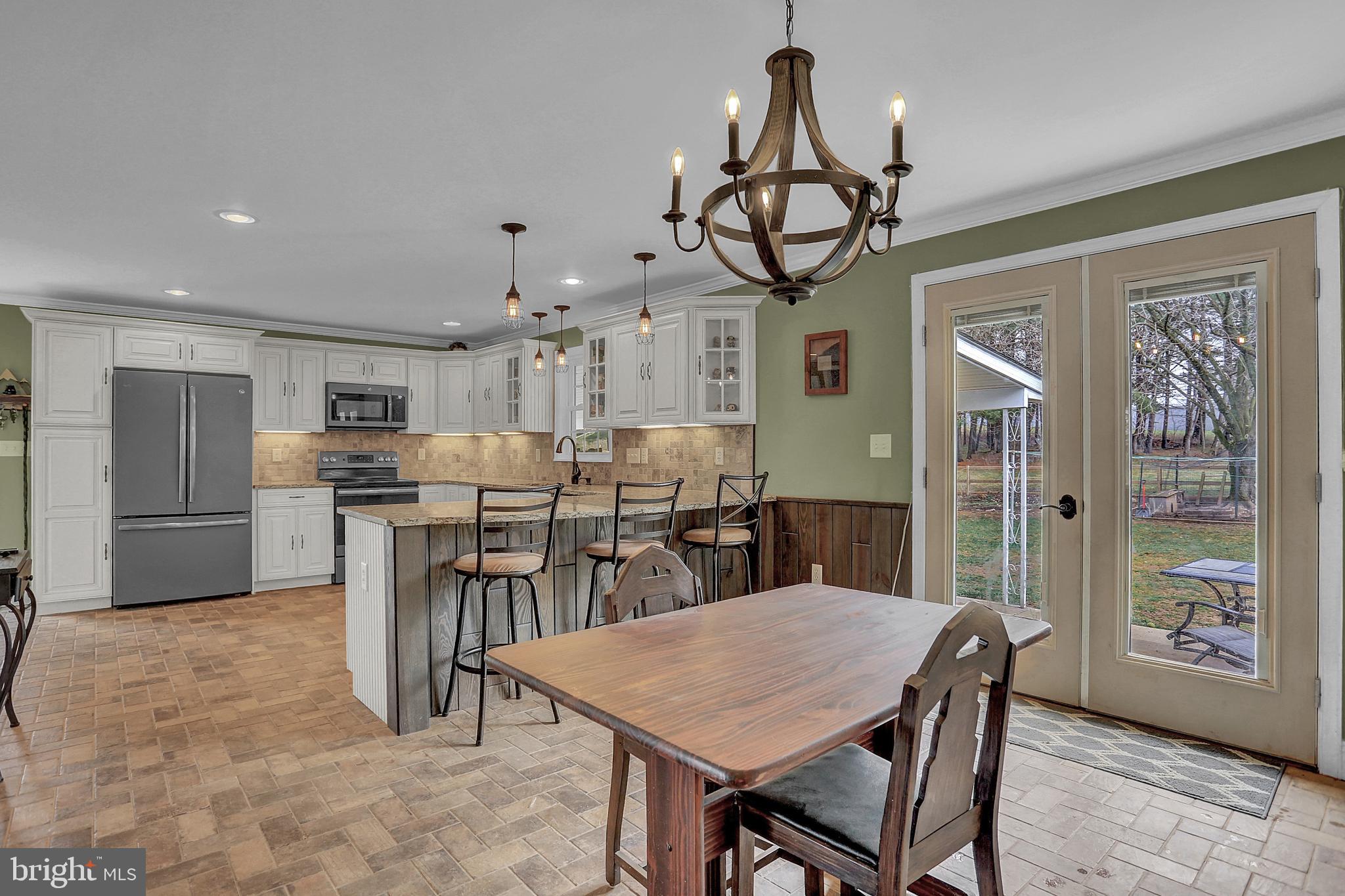 MYERS MANOR - Residential