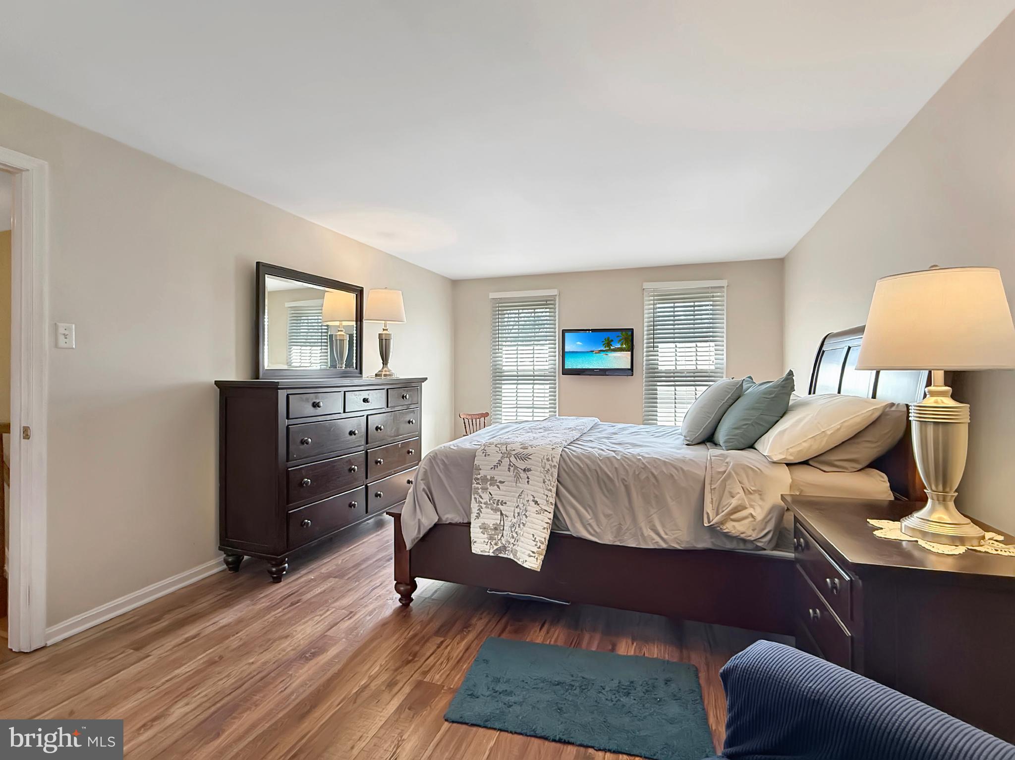 OLNEY OAKS - Residential