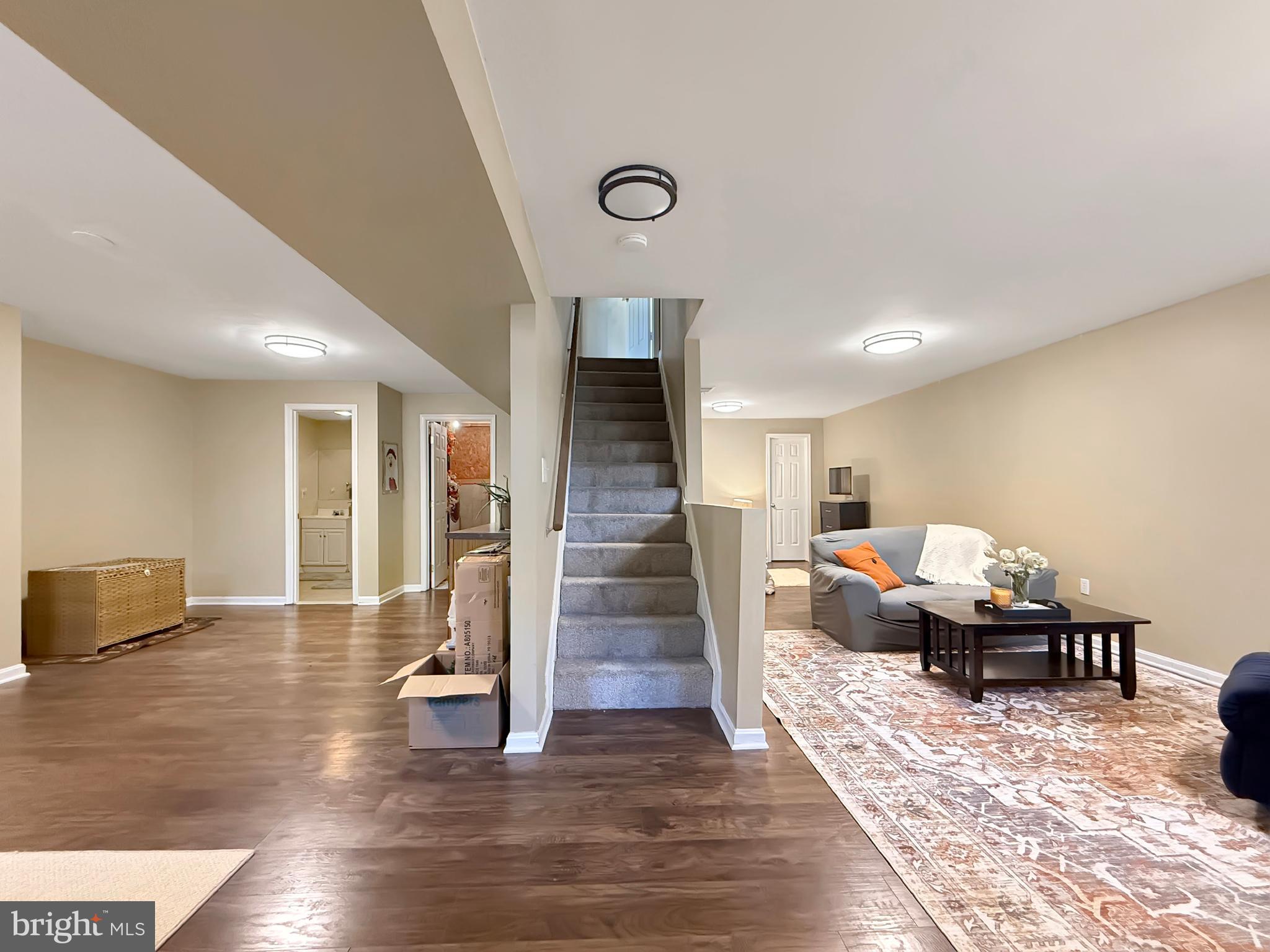 OLNEY OAKS - Residential