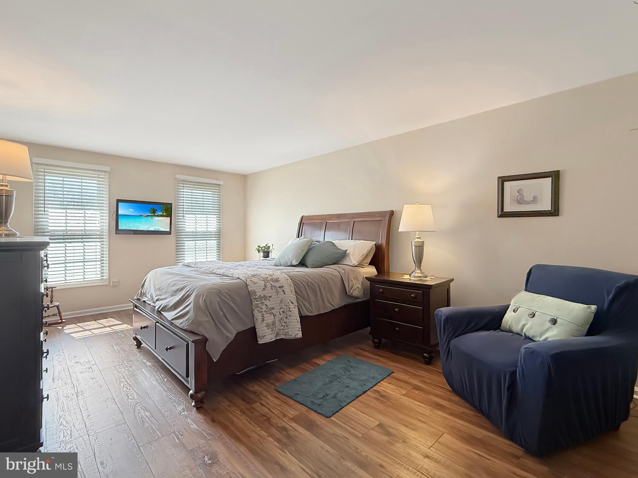 OLNEY OAKS - Residential