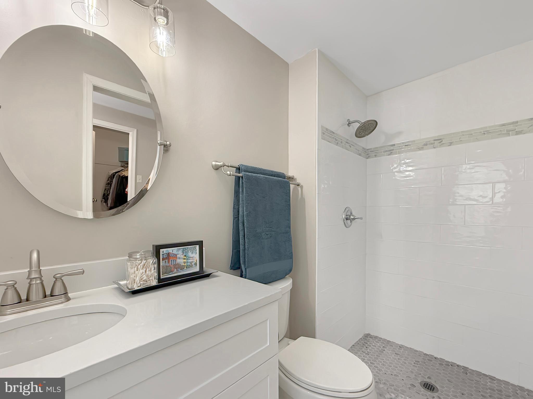 OLNEY OAKS - Residential