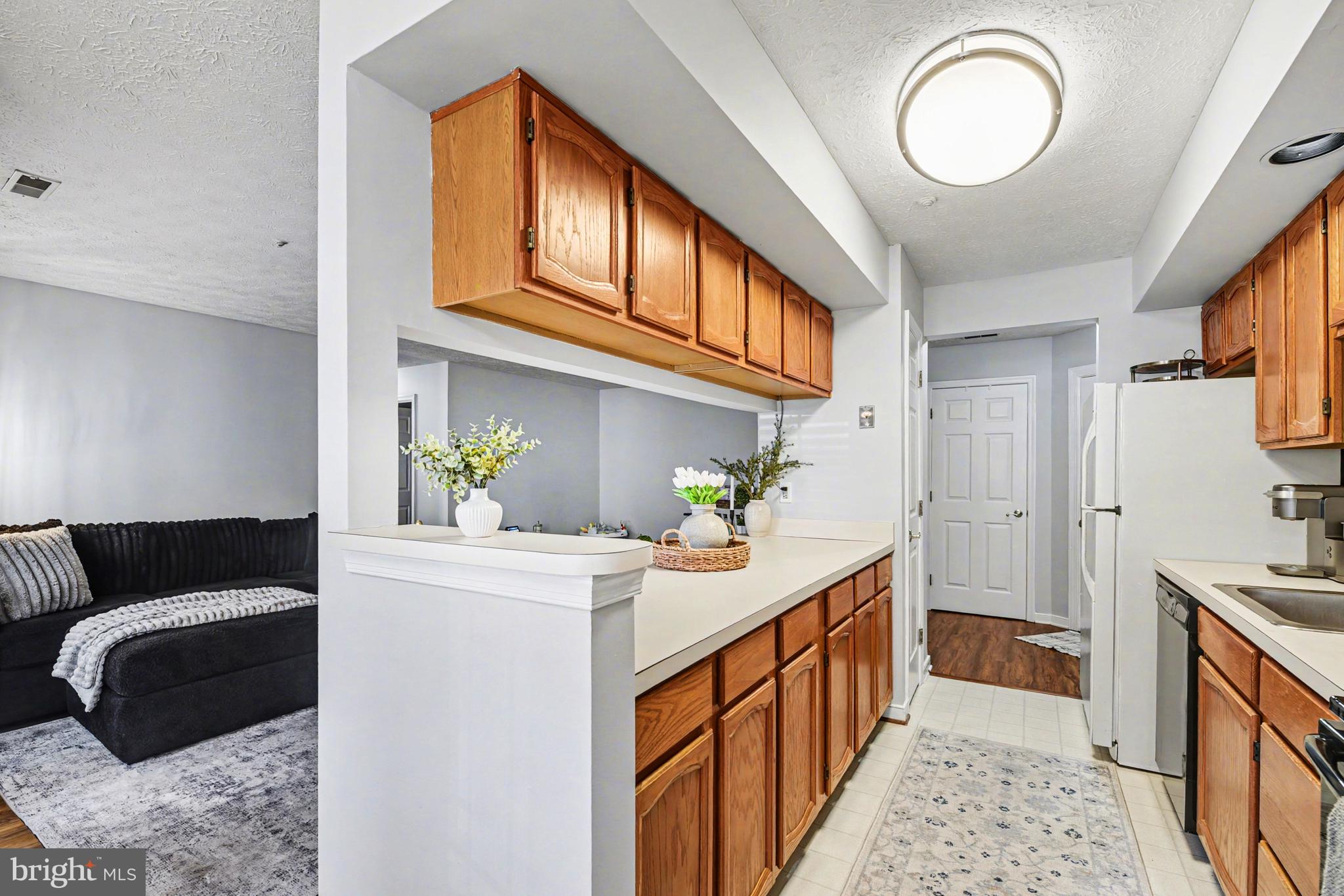 THE POND - Residential