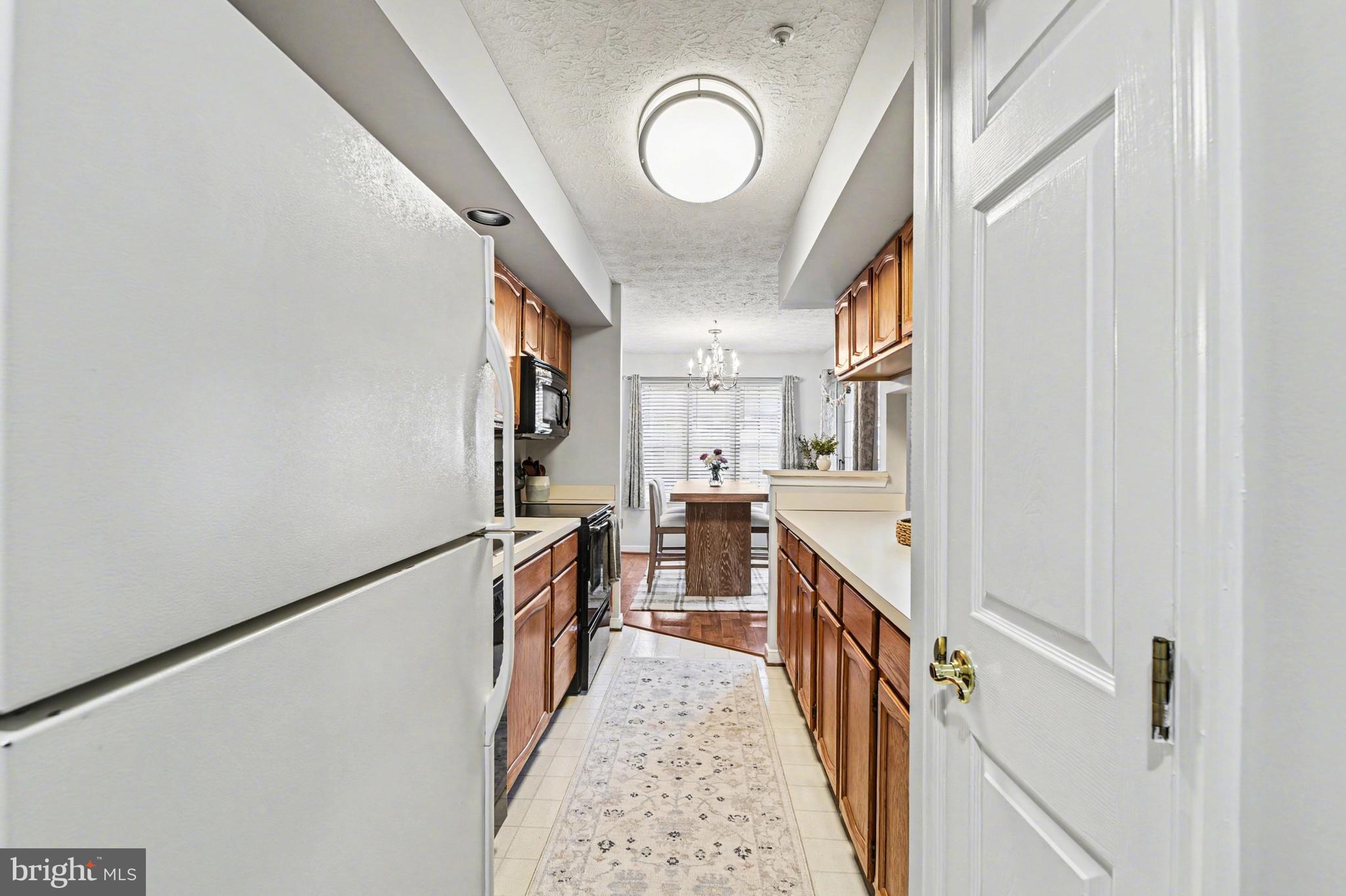 THE POND - Residential