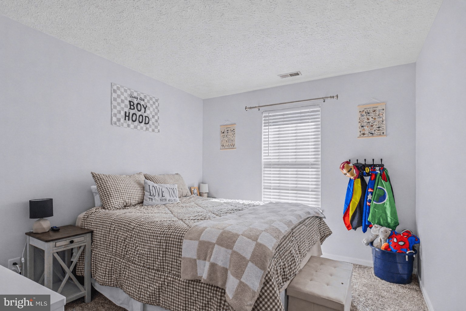 THE POND - Residential