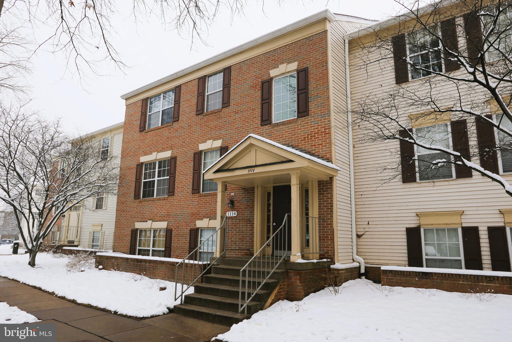 1114 HUNTMASTER TERRACE NE 301