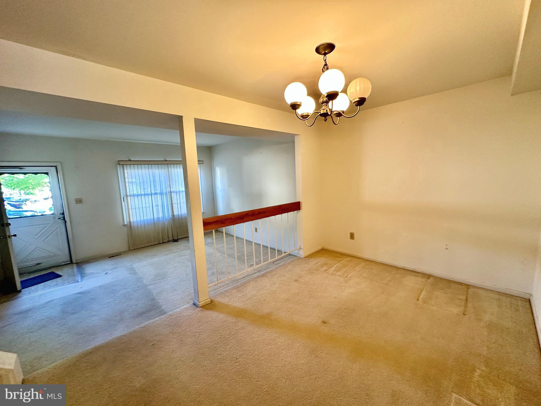 KINGS COURT - Residential