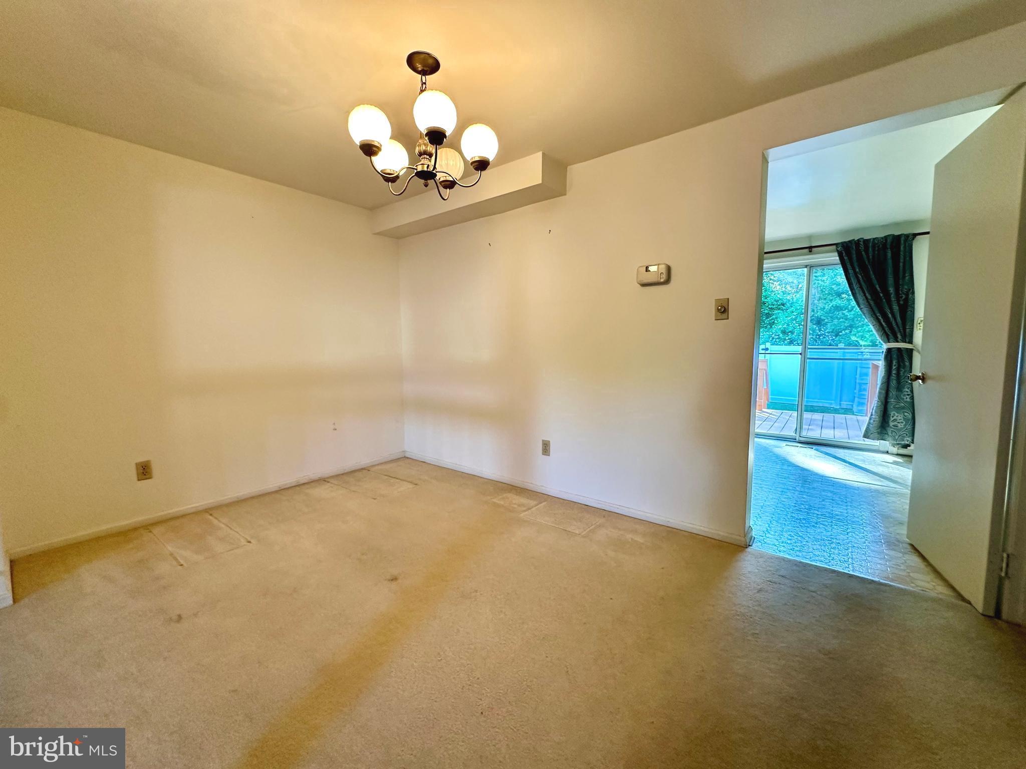 KINGS COURT - Residential