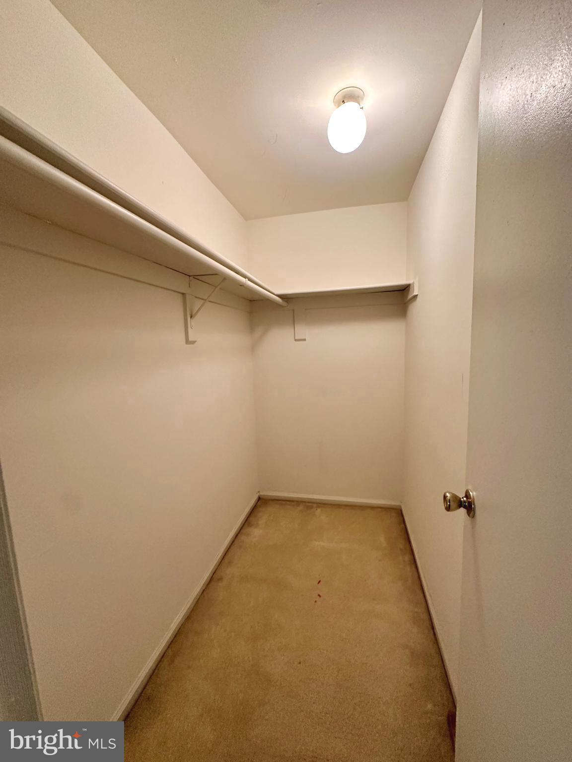 KINGS COURT - Residential
