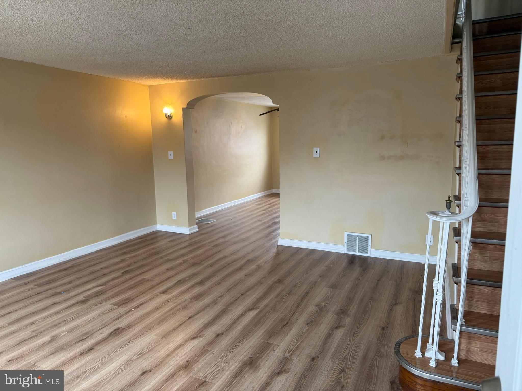 PHILADELPHIA (NORTHEAST) - Residential