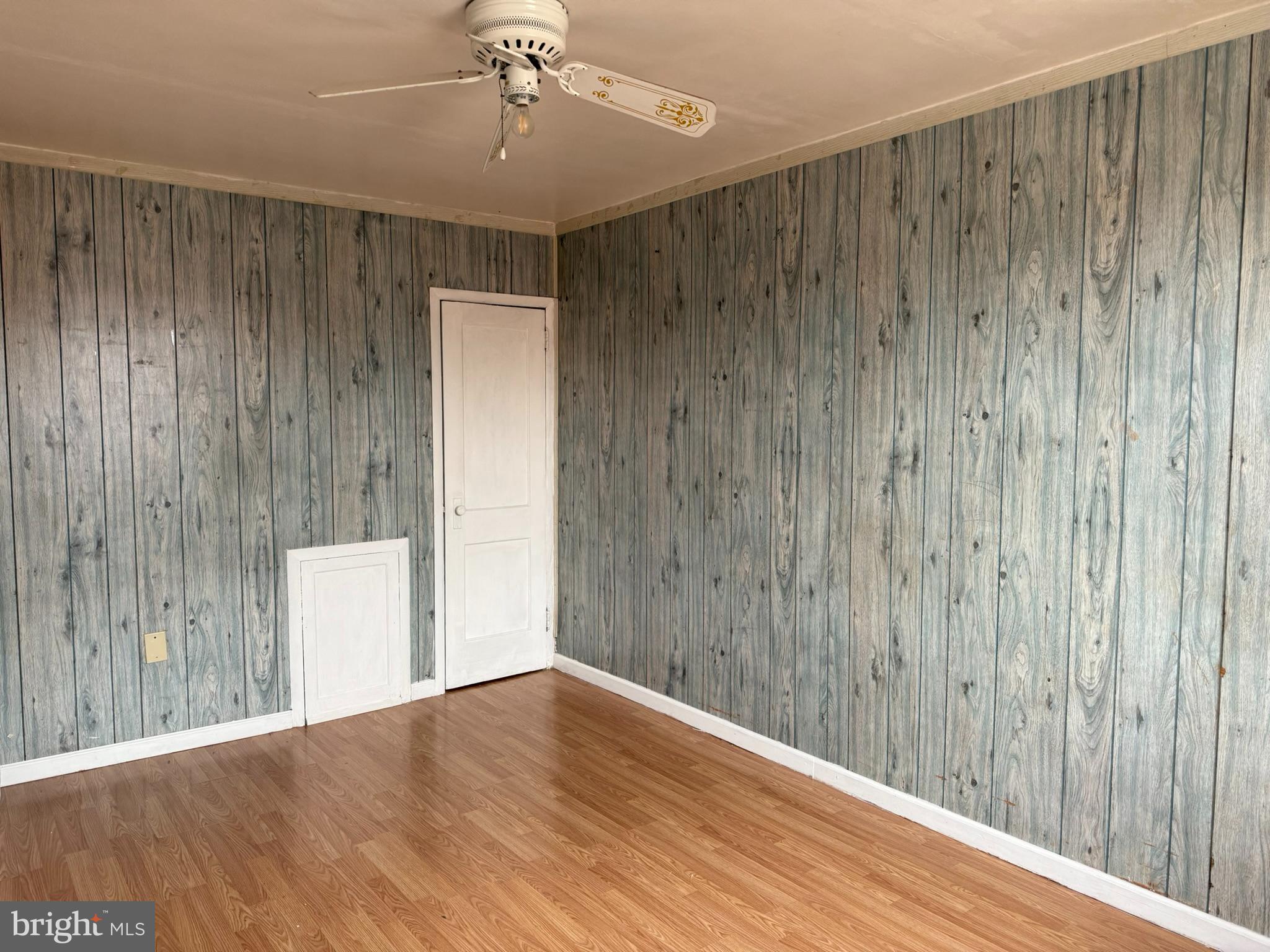 PHILADELPHIA (NORTHEAST) - Residential