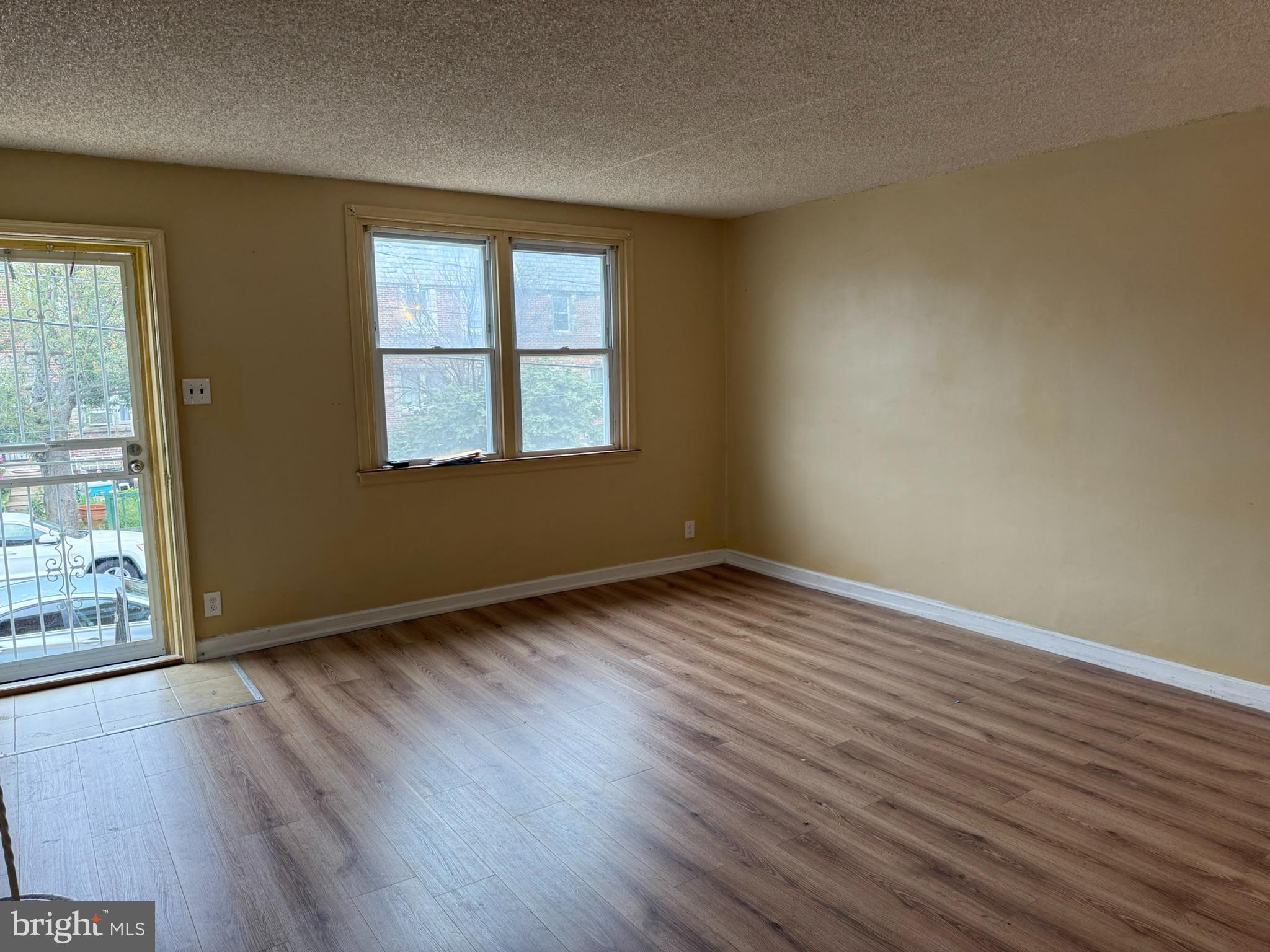 PHILADELPHIA (NORTHEAST) - Residential