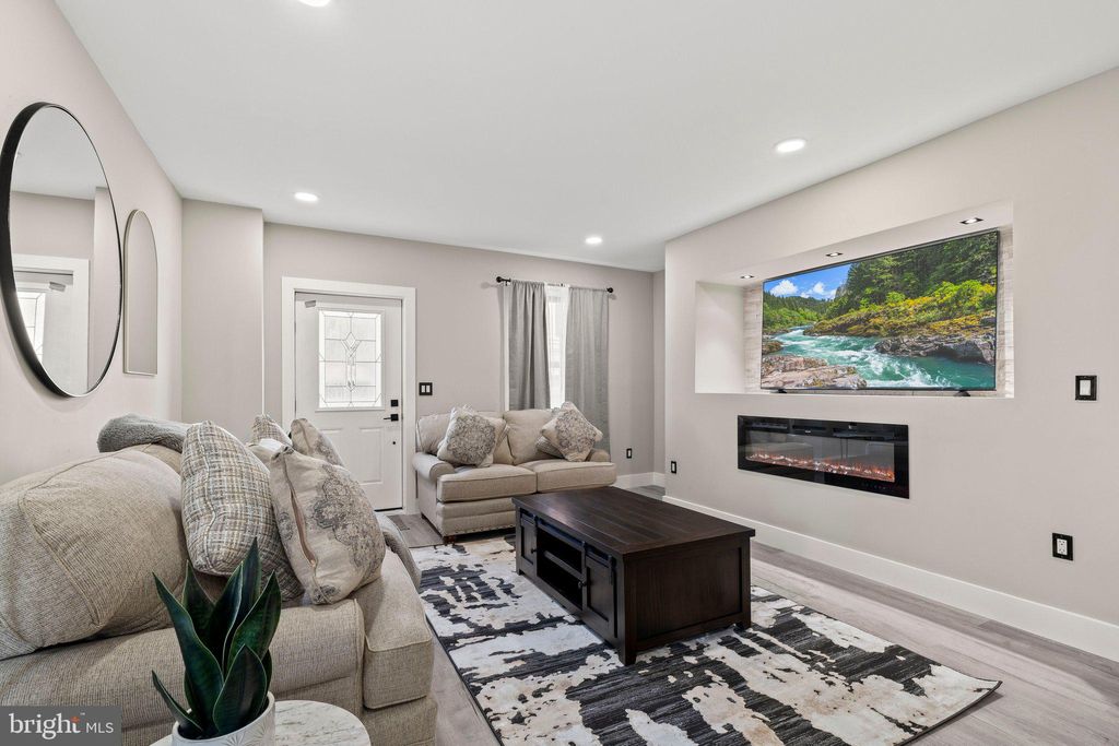 Photo of 124 W Master Street, PHILADELPHIA, PA 19122 (MLS # PAPH2480018)