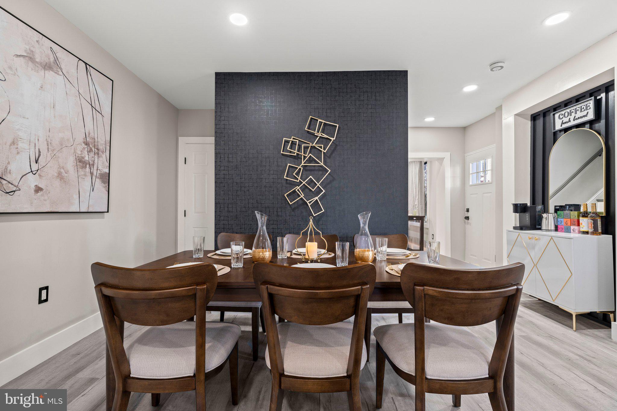 KENSINGTON - Residential