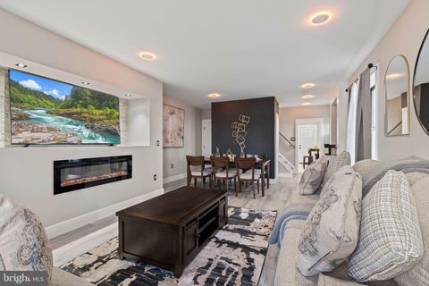124 W MASTER STREET PHILADELPHIA PA 19122