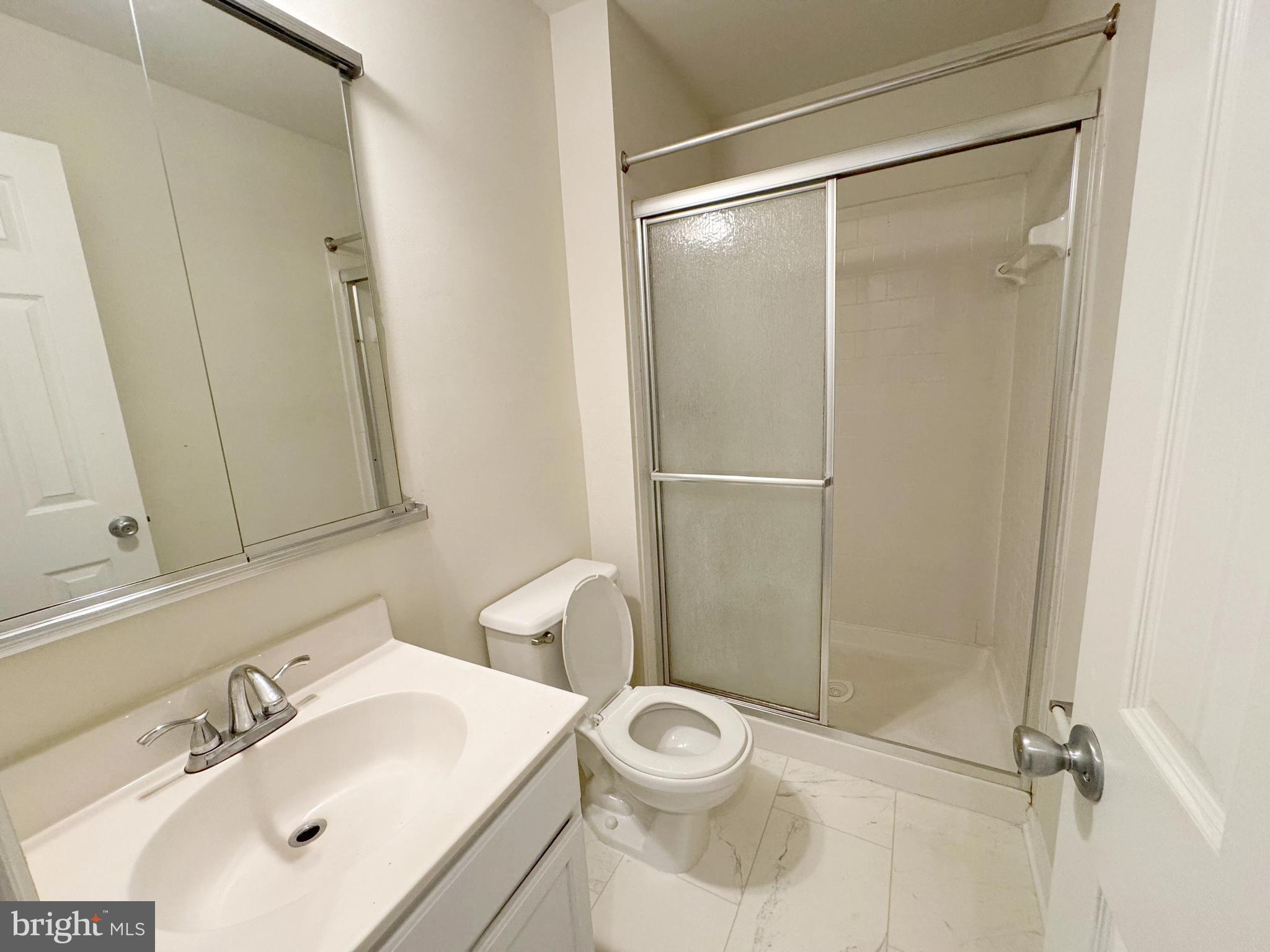 GUNSTON SQUARE - Residential